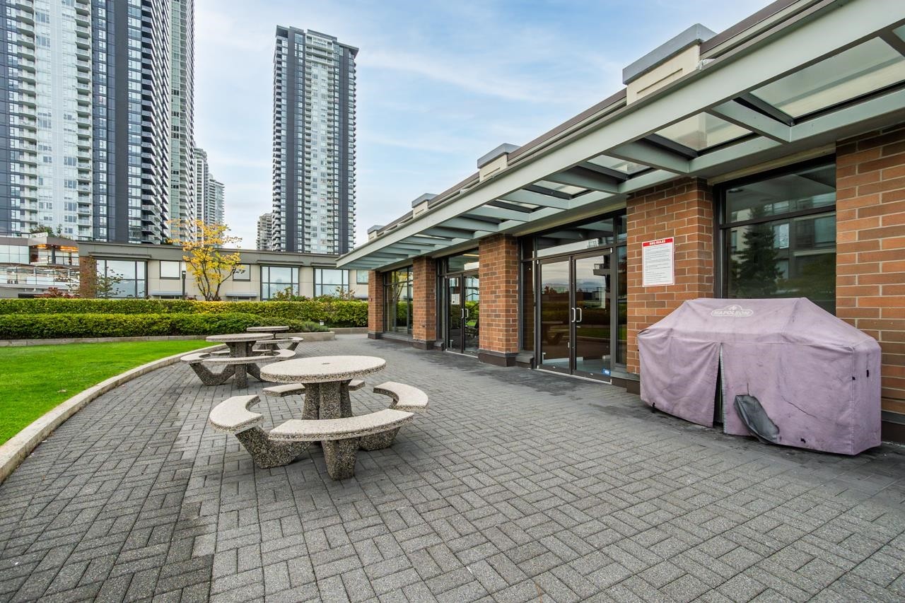 1105-4178 Dawson Street, Burnaby, BC