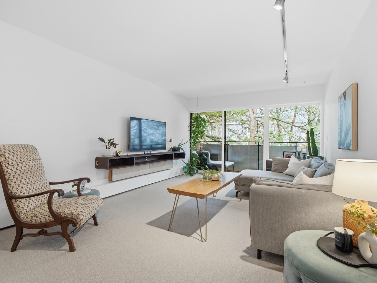 314-2416 3Rd Avenue W, Vancouver, BC