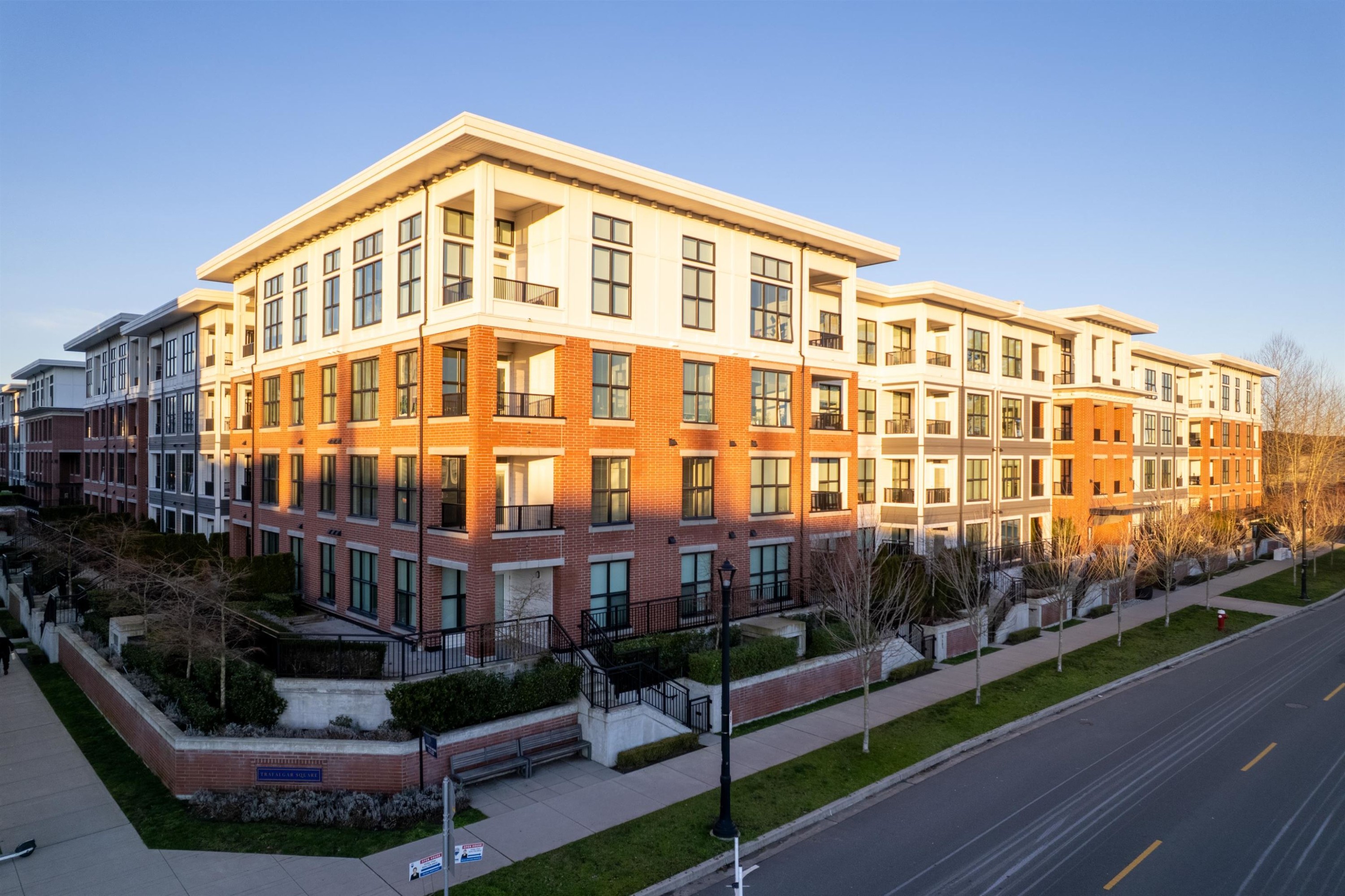 228-9551 Alexandra Road, Richmond, BC