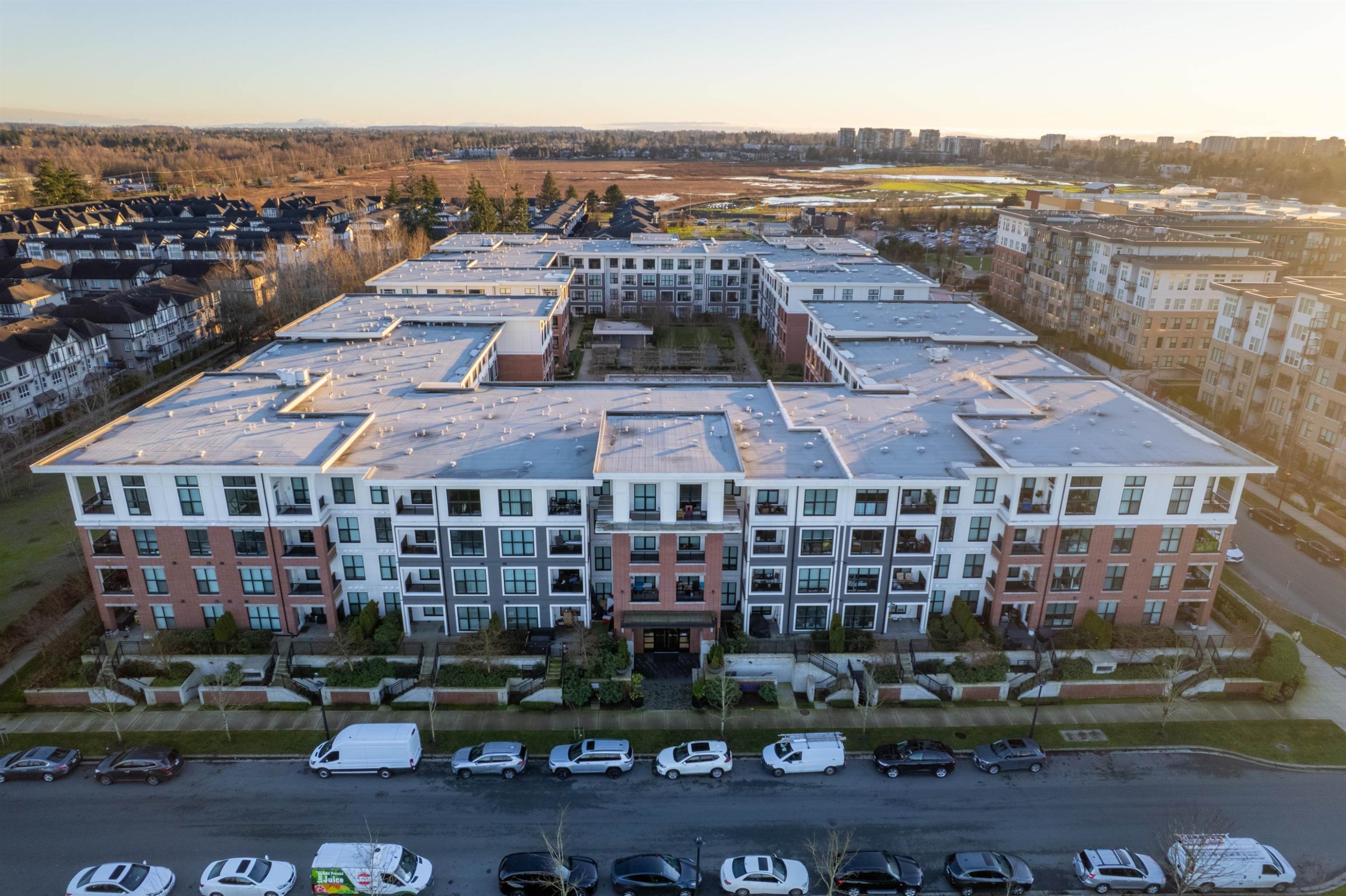 228-9551 Alexandra Road, Richmond, BC