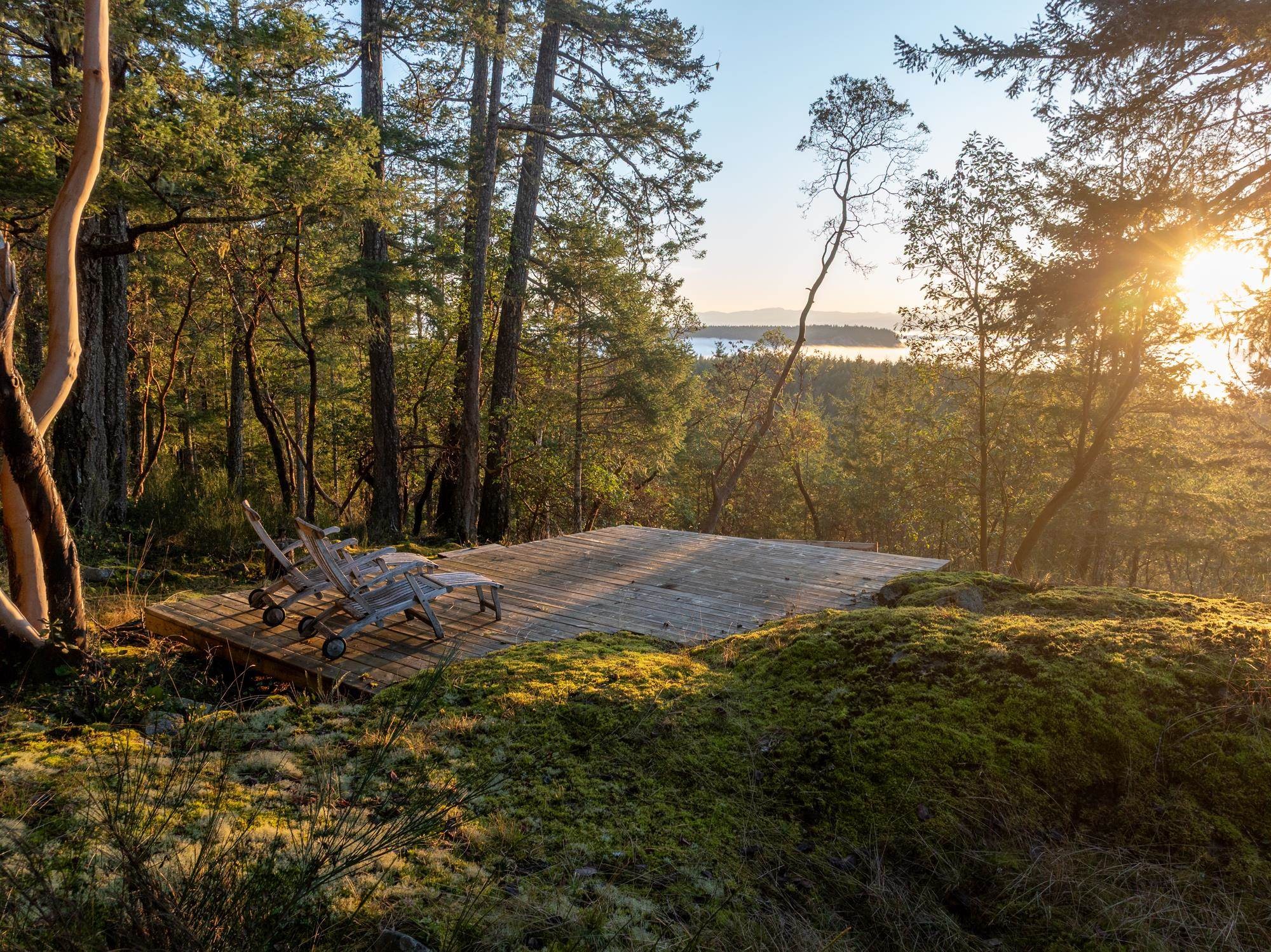 10339 Sunshine Coast Highway, Halfmoon Bay, BC