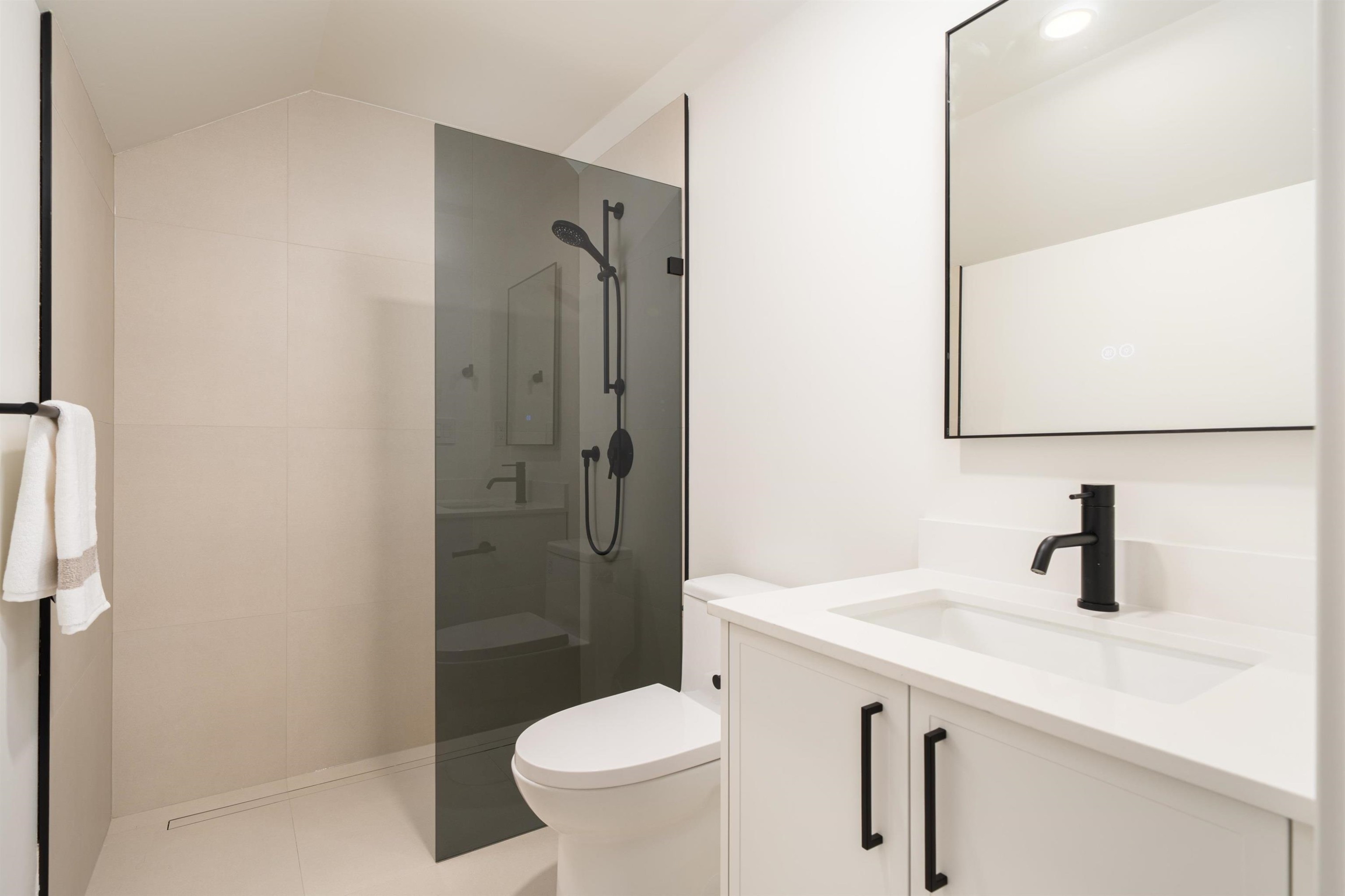 836 64Th Avenue W, Vancouver, BC