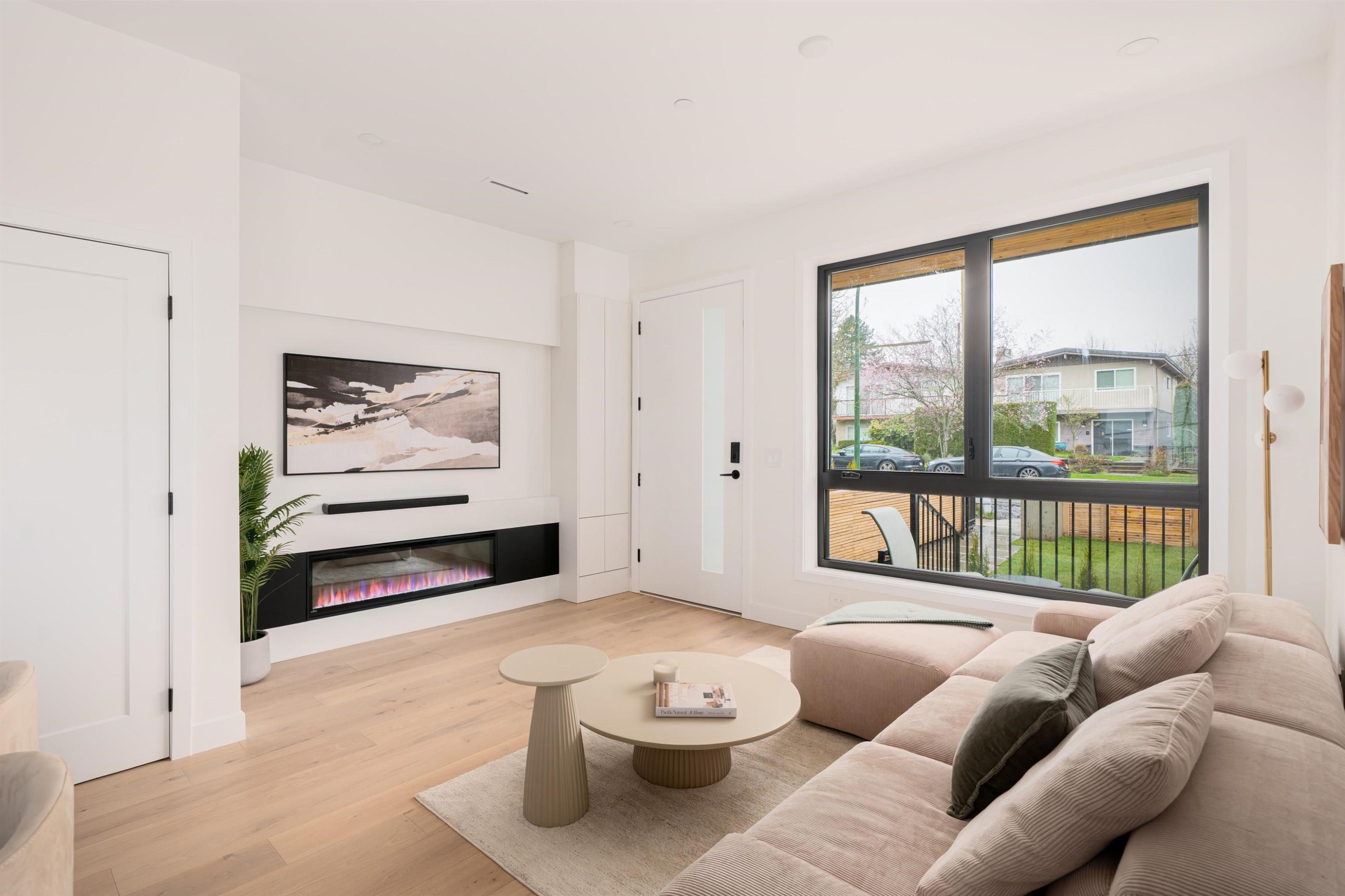 836 64Th Avenue W, Vancouver, BC