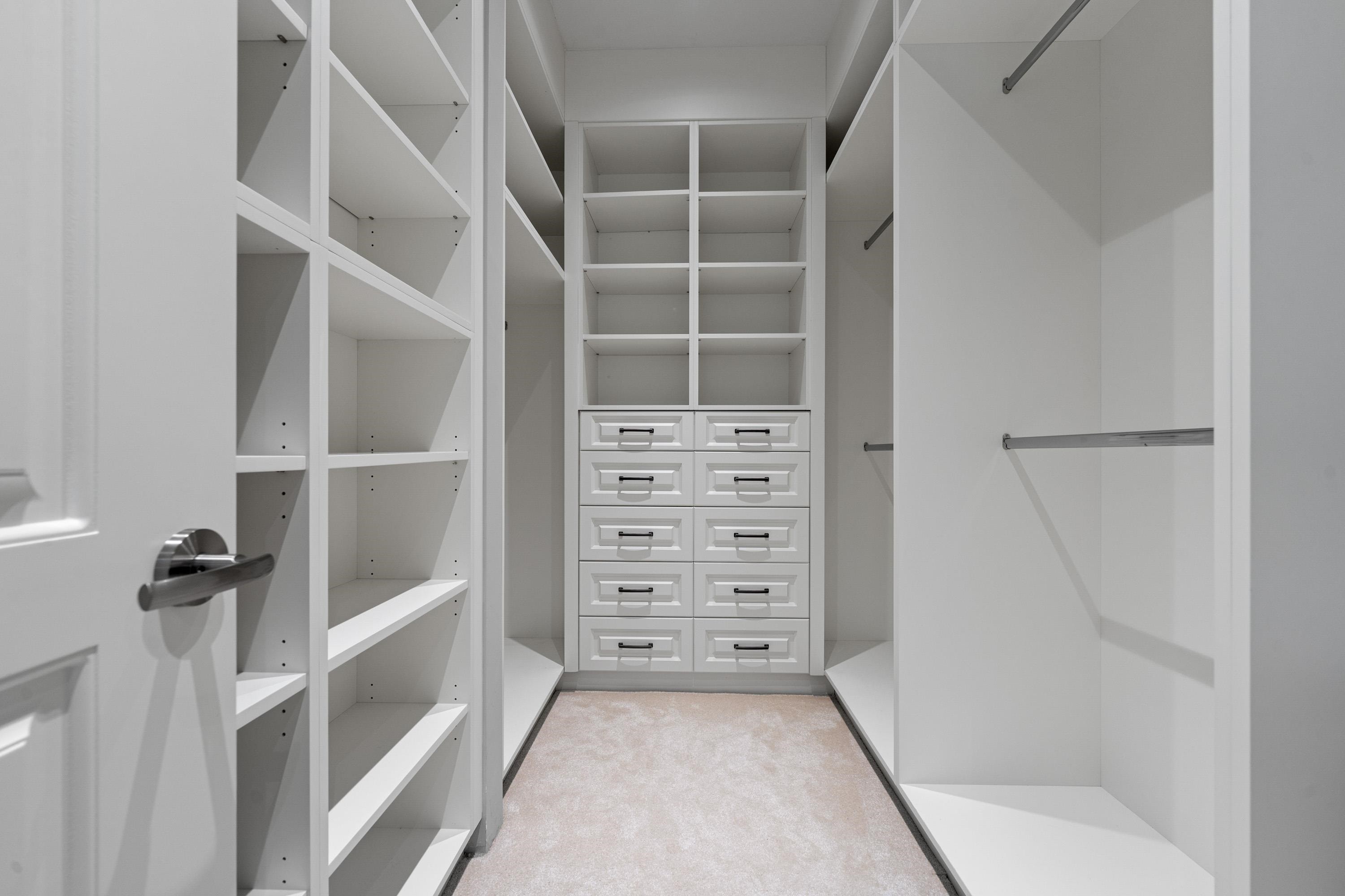 3981 35Th Avenue W, Vancouver, BC