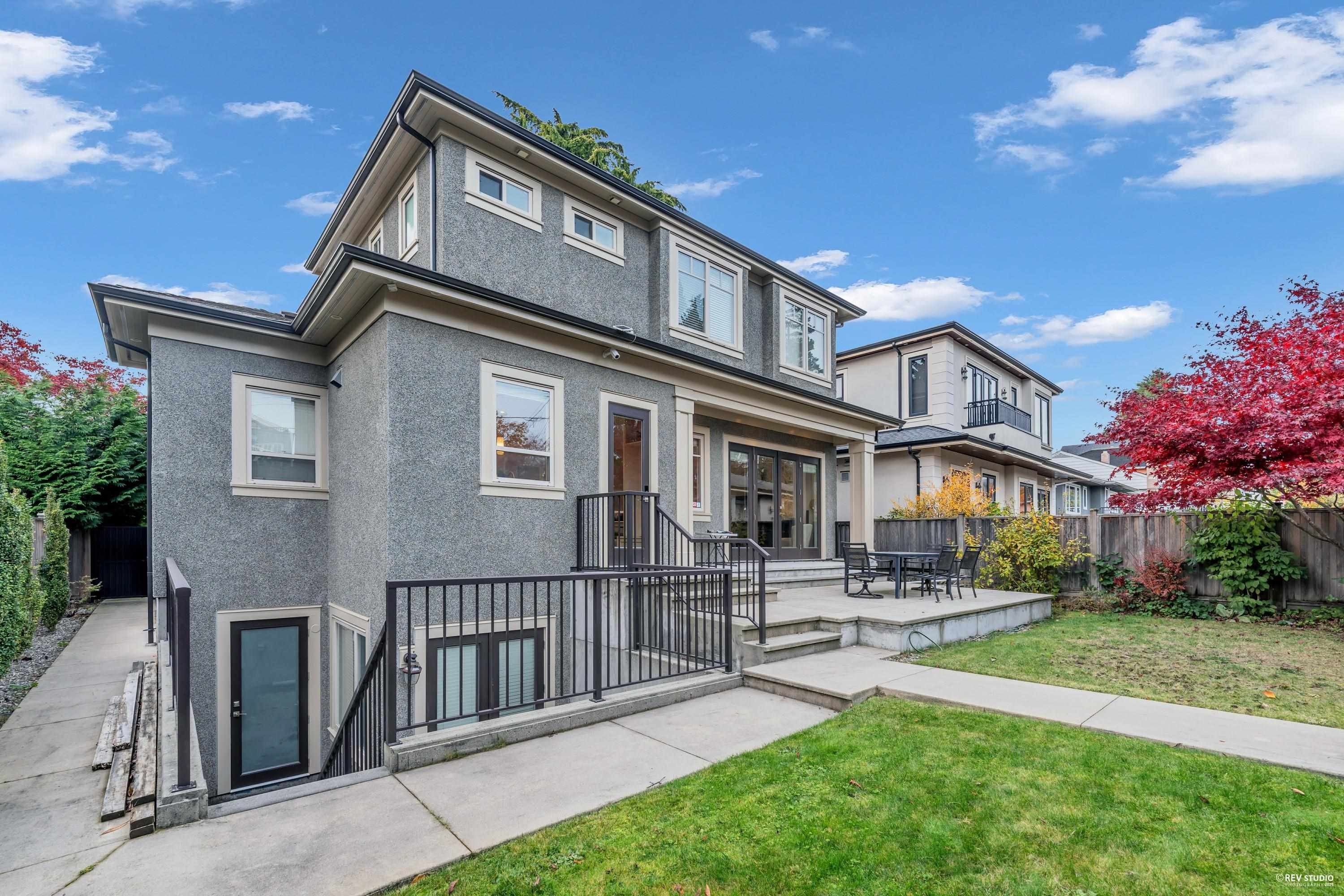 7458 Maple Street, Vancouver, BC