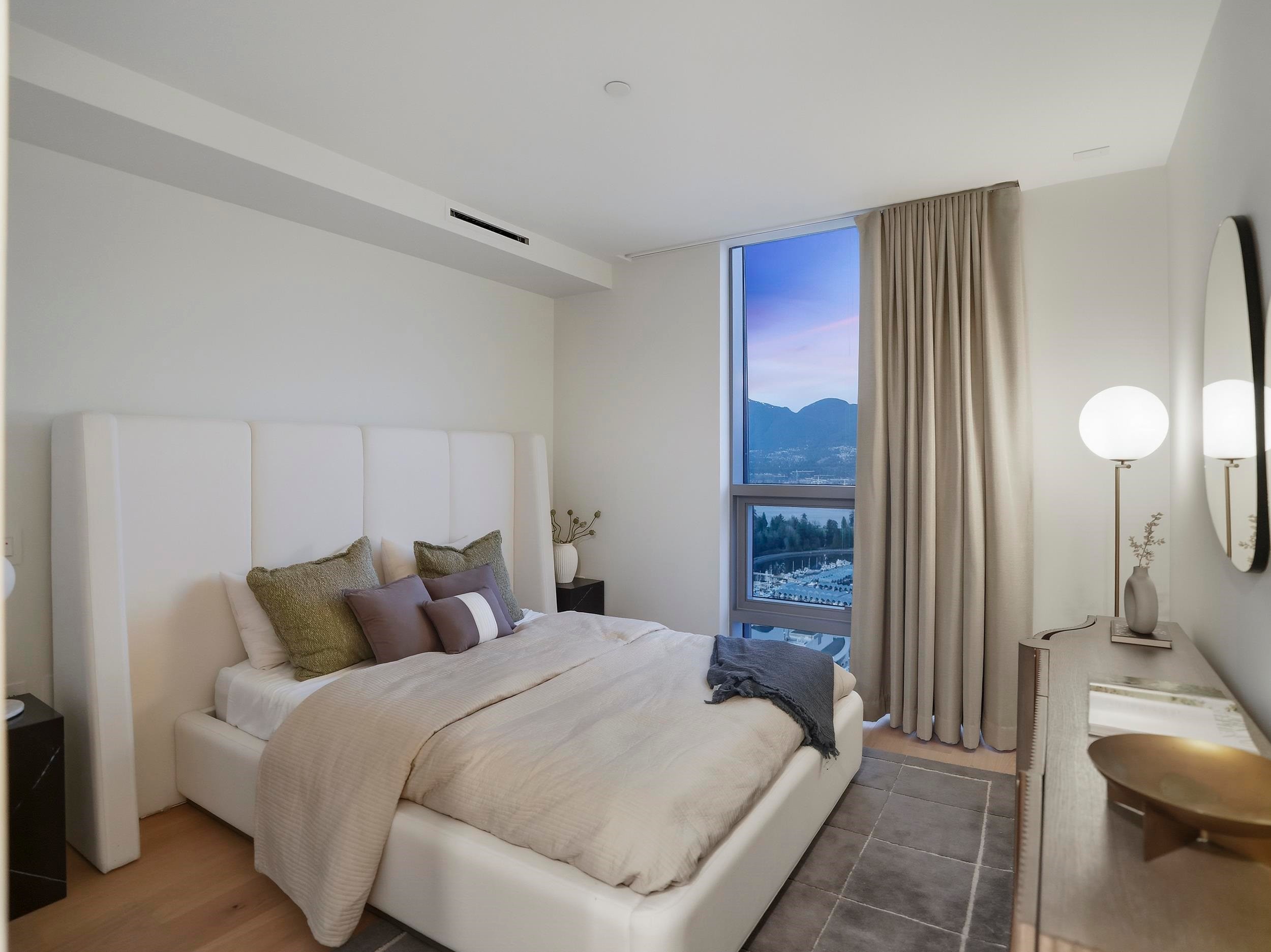 3902-1568 Alberni Street, Vancouver, BC