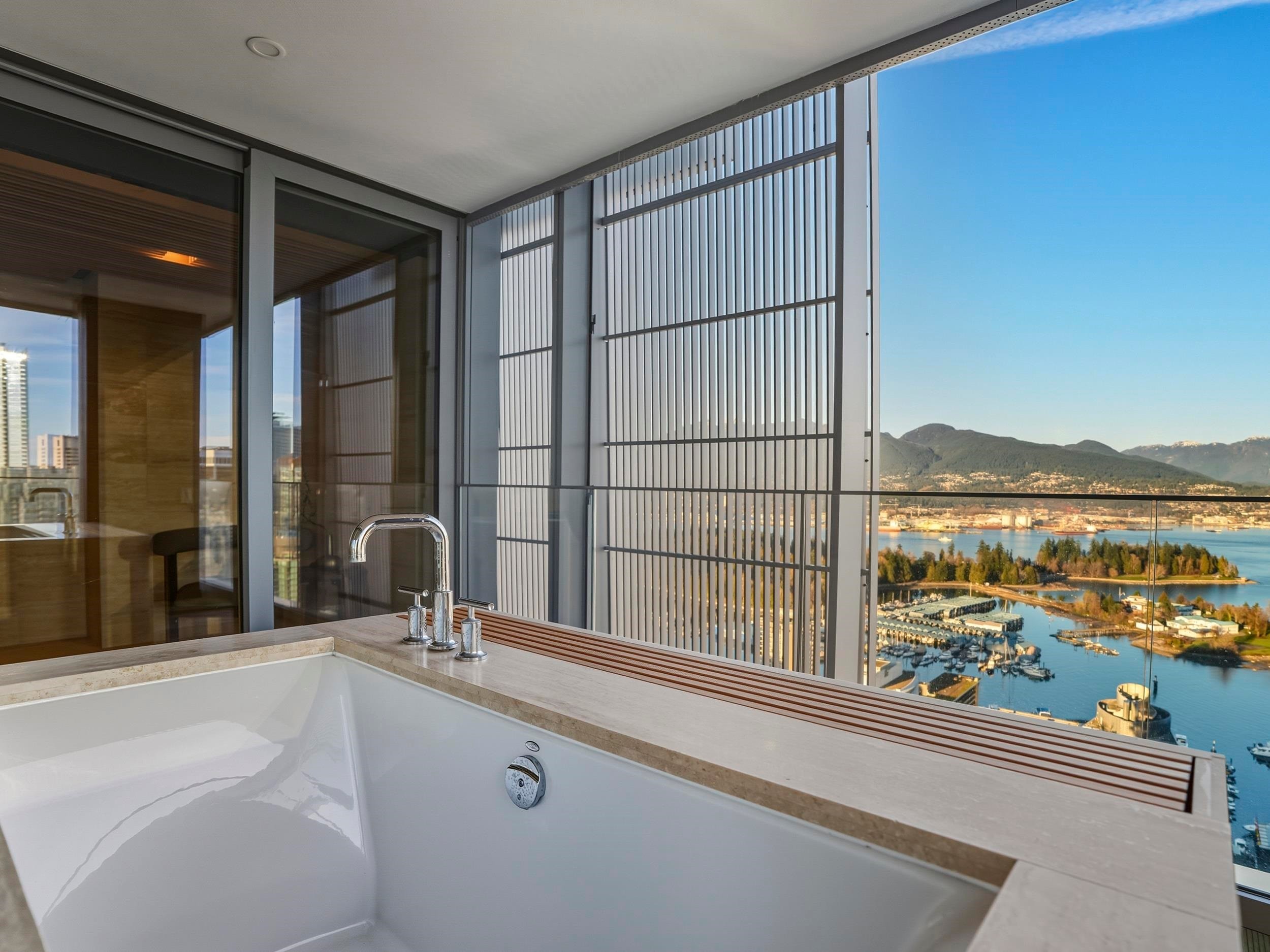 3902-1568 Alberni Street, Vancouver, BC