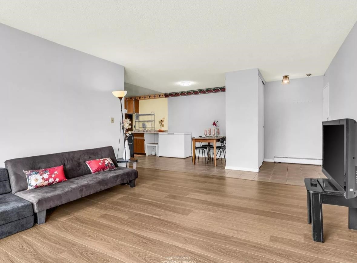 305-7180 Lindsay Road, Richmond, BC