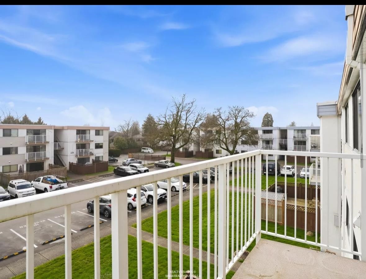 305-7180 Lindsay Road, Richmond, BC