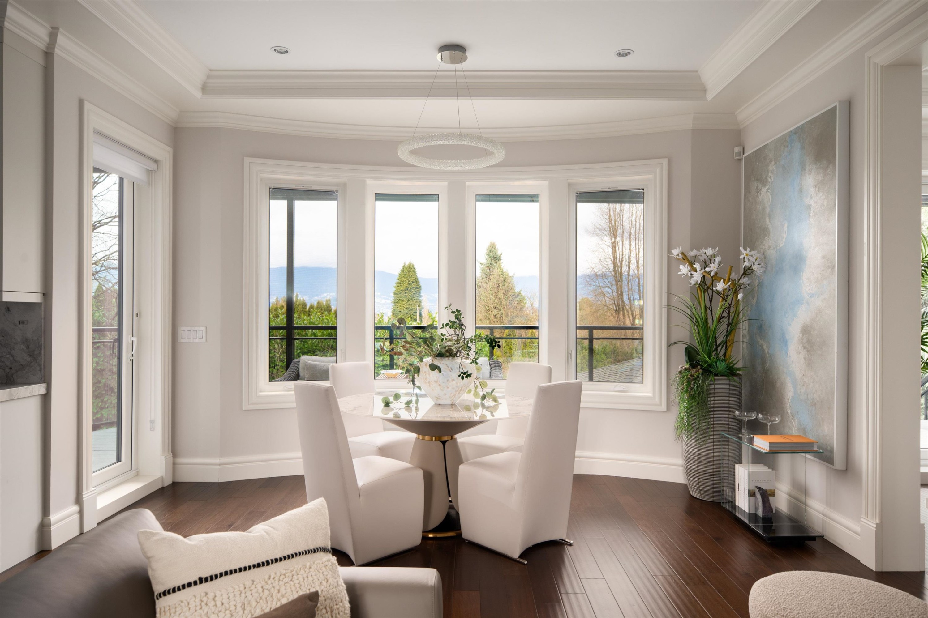 3955 Broadway W, Vancouver, BC