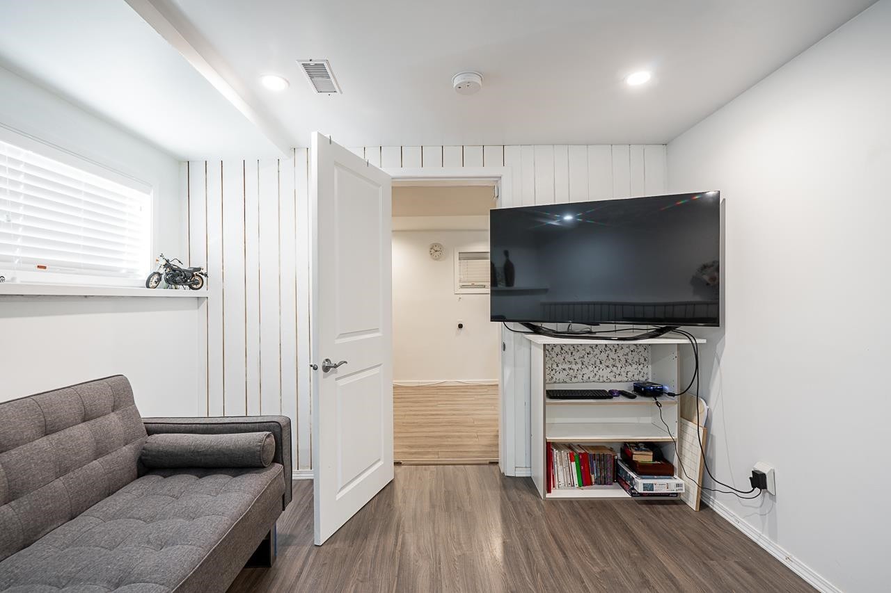 2057 Lorraine Avenue, Coquitlam, BC