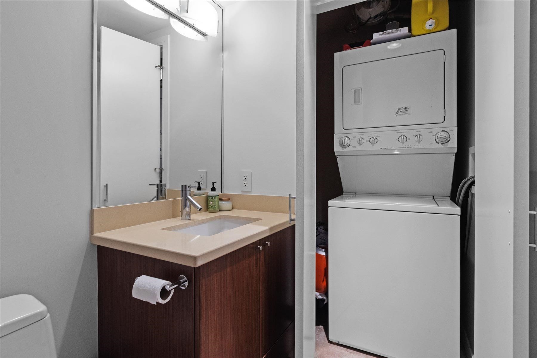 1102-4400 Buchanan Street, Burnaby, BC