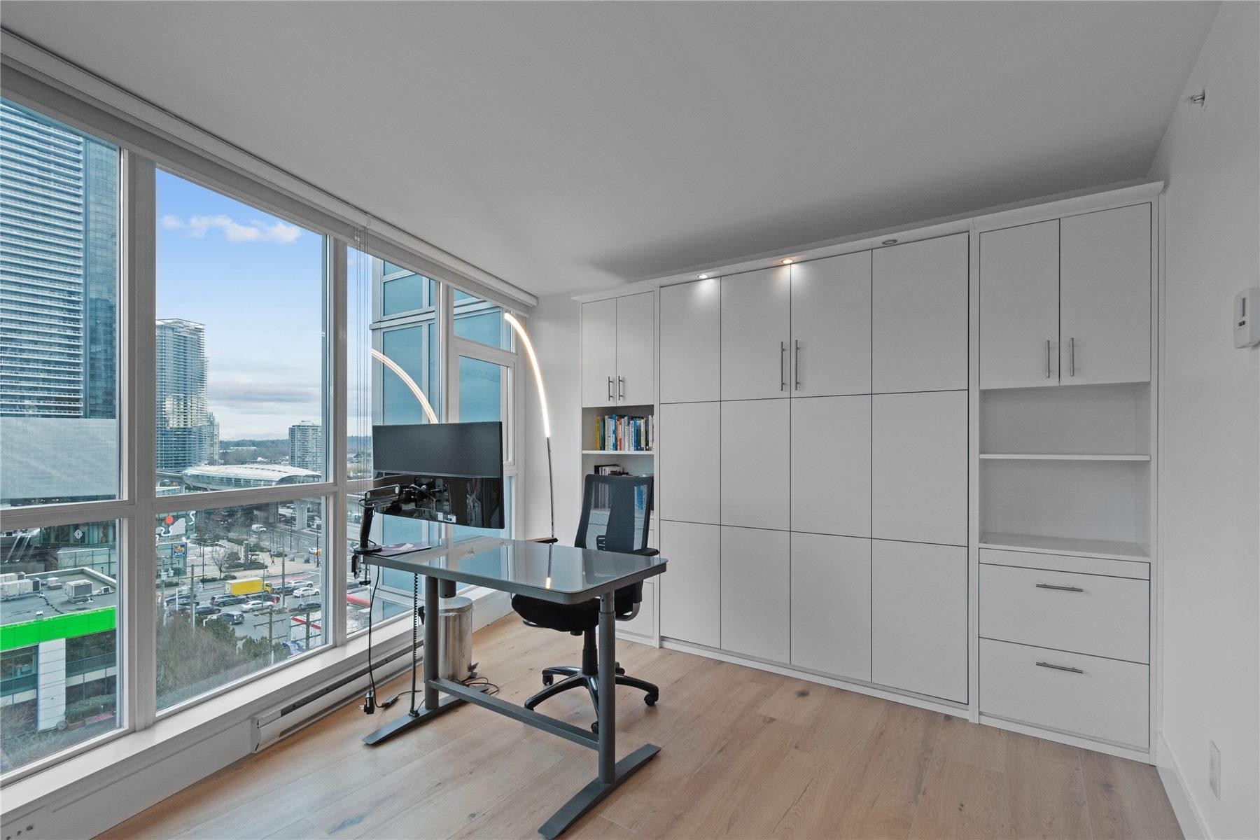 1102-4400 Buchanan Street, Burnaby, BC