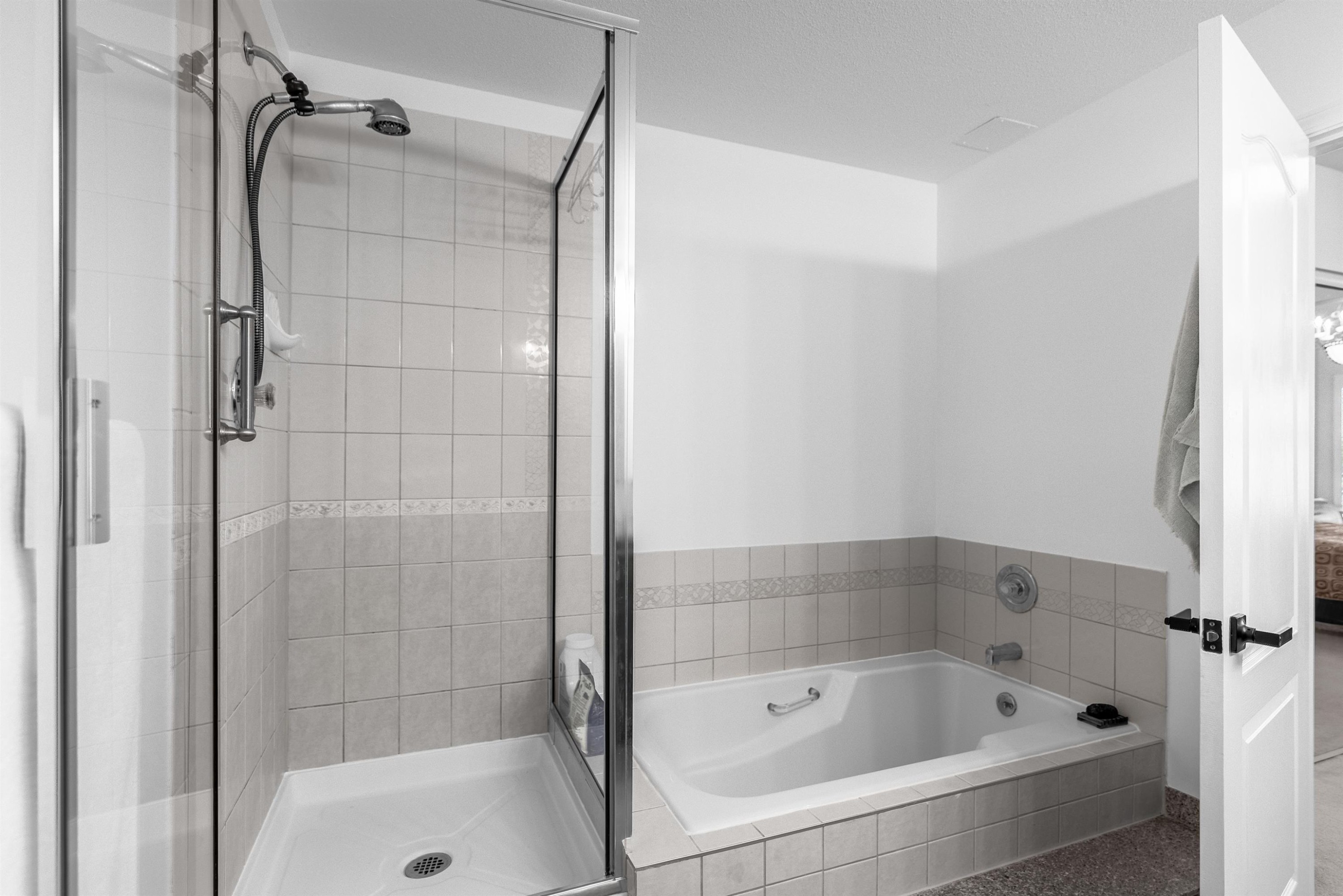 221-12873 Railway Avenue, Richmond, BC