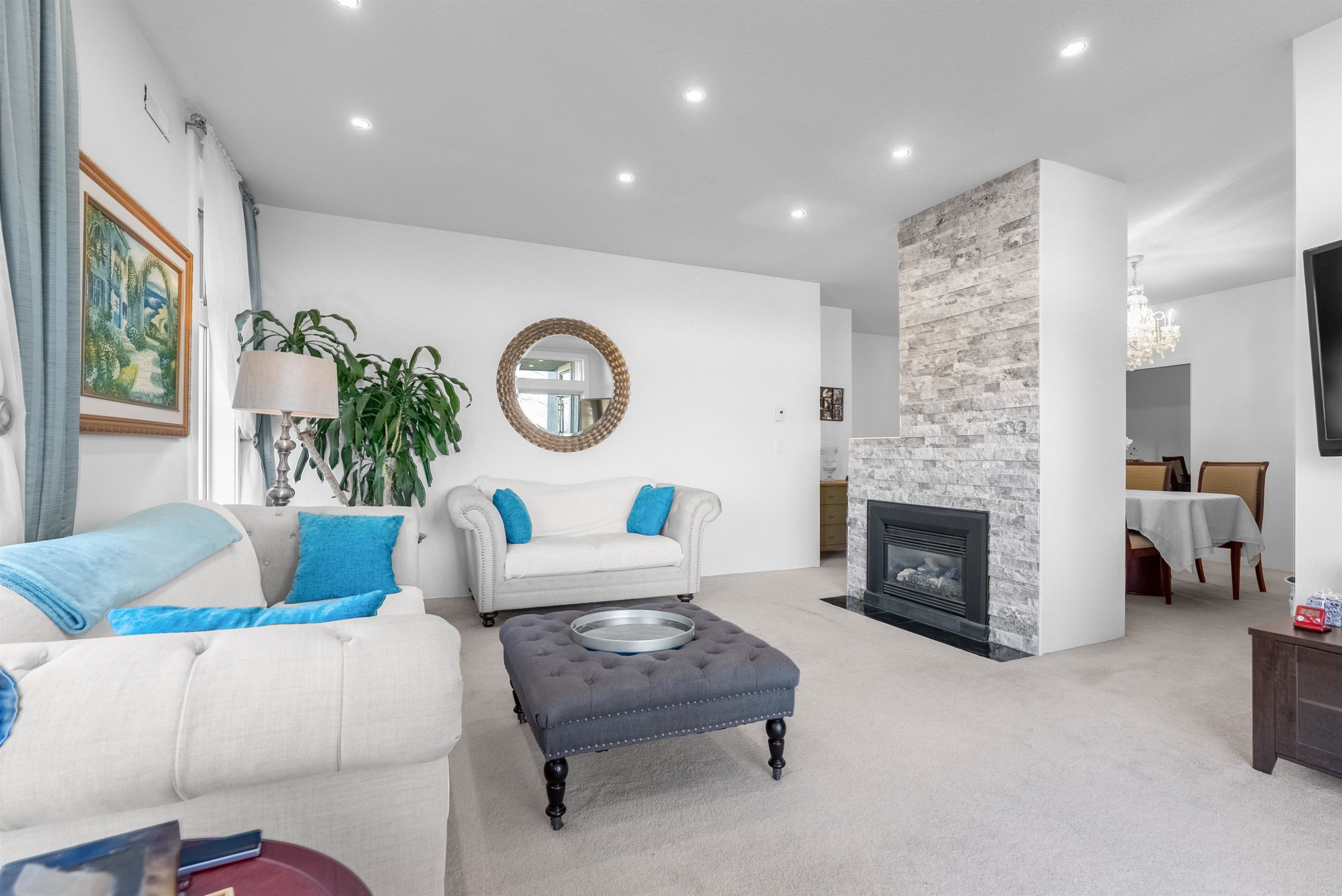 221-12873 Railway Avenue, Richmond, BC