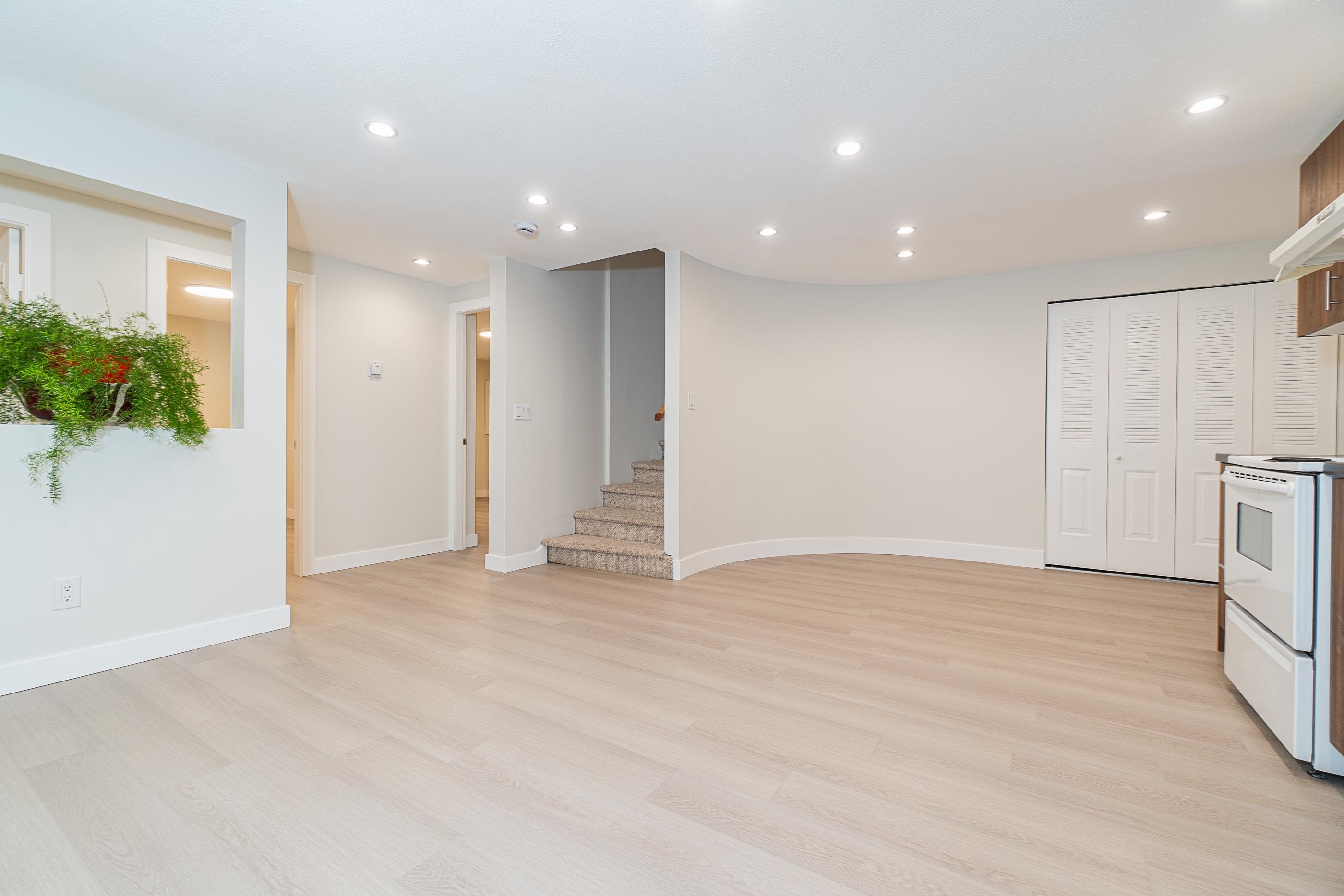 6169 Lochdale Street, Burnaby, BC