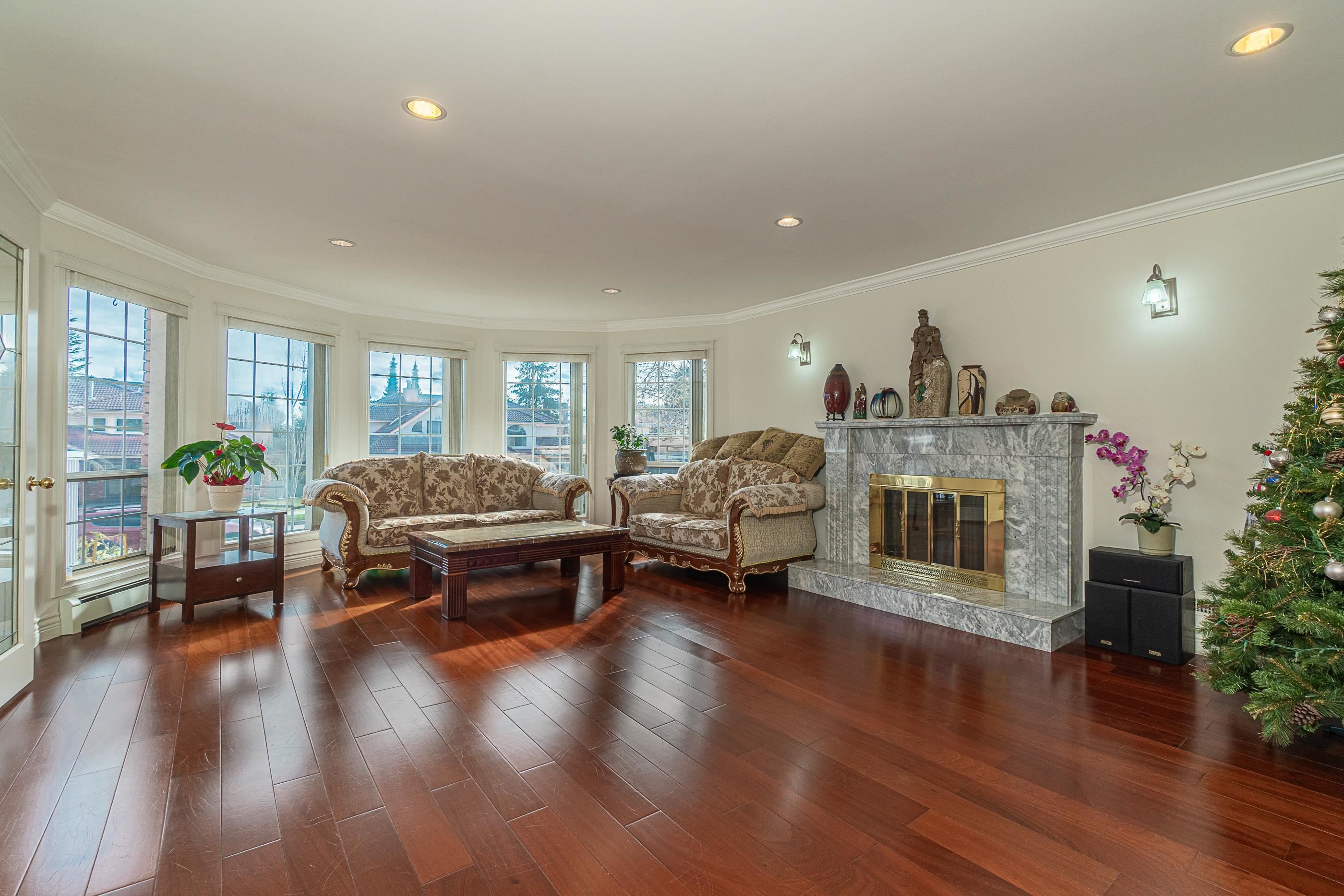 6169 Lochdale Street, Burnaby, BC