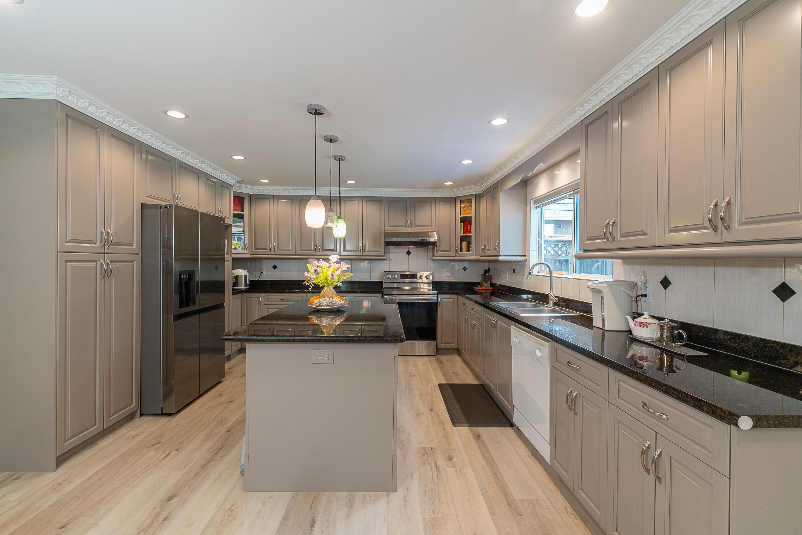 6169 Lochdale Street, Burnaby, BC