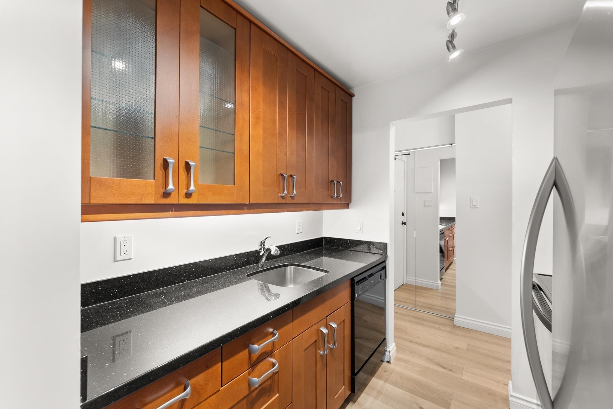 323-8511 Ackroyd Road, Richmond, BC