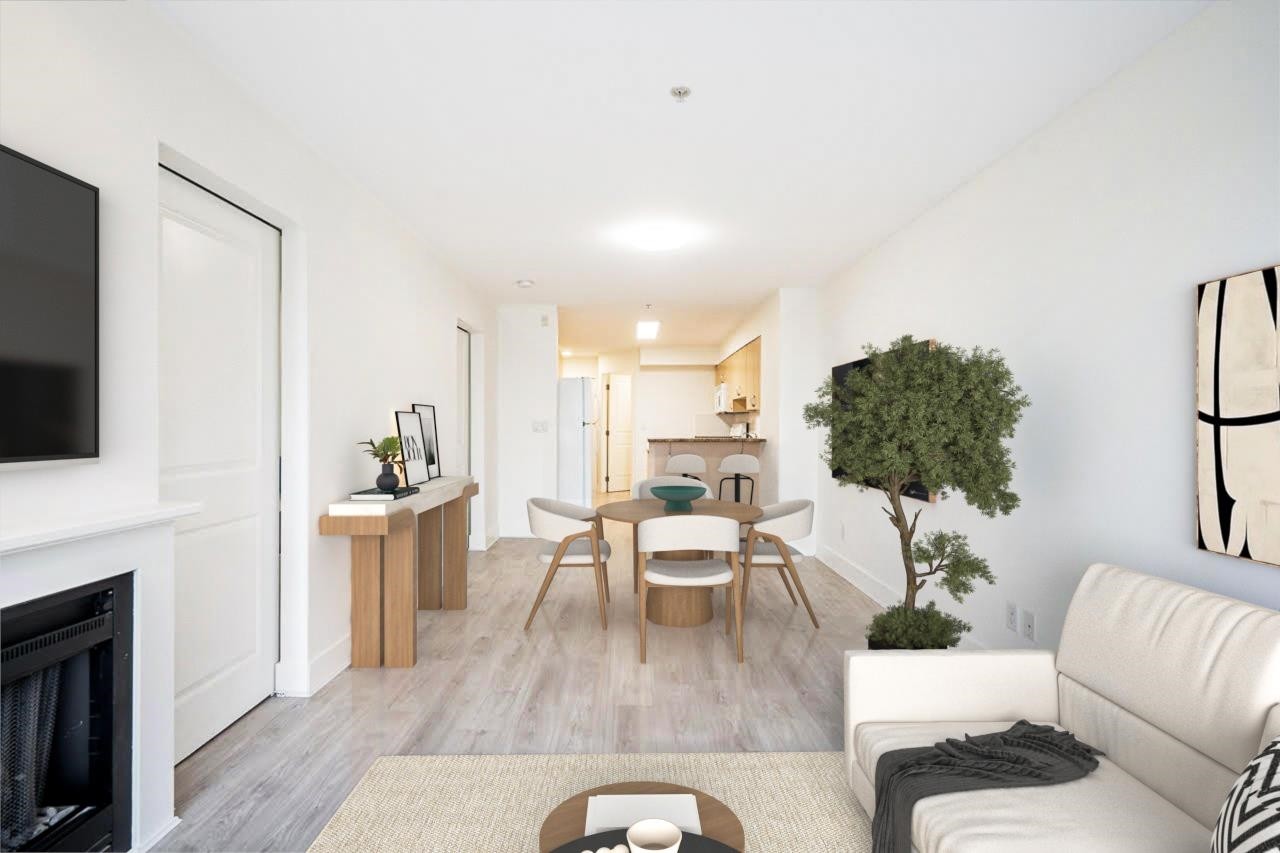 303-3423 Hastings Street E, Vancouver, BC