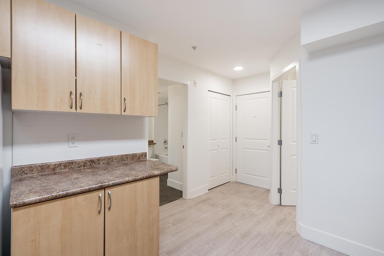 303-3423 Hastings Street E, Vancouver, BC