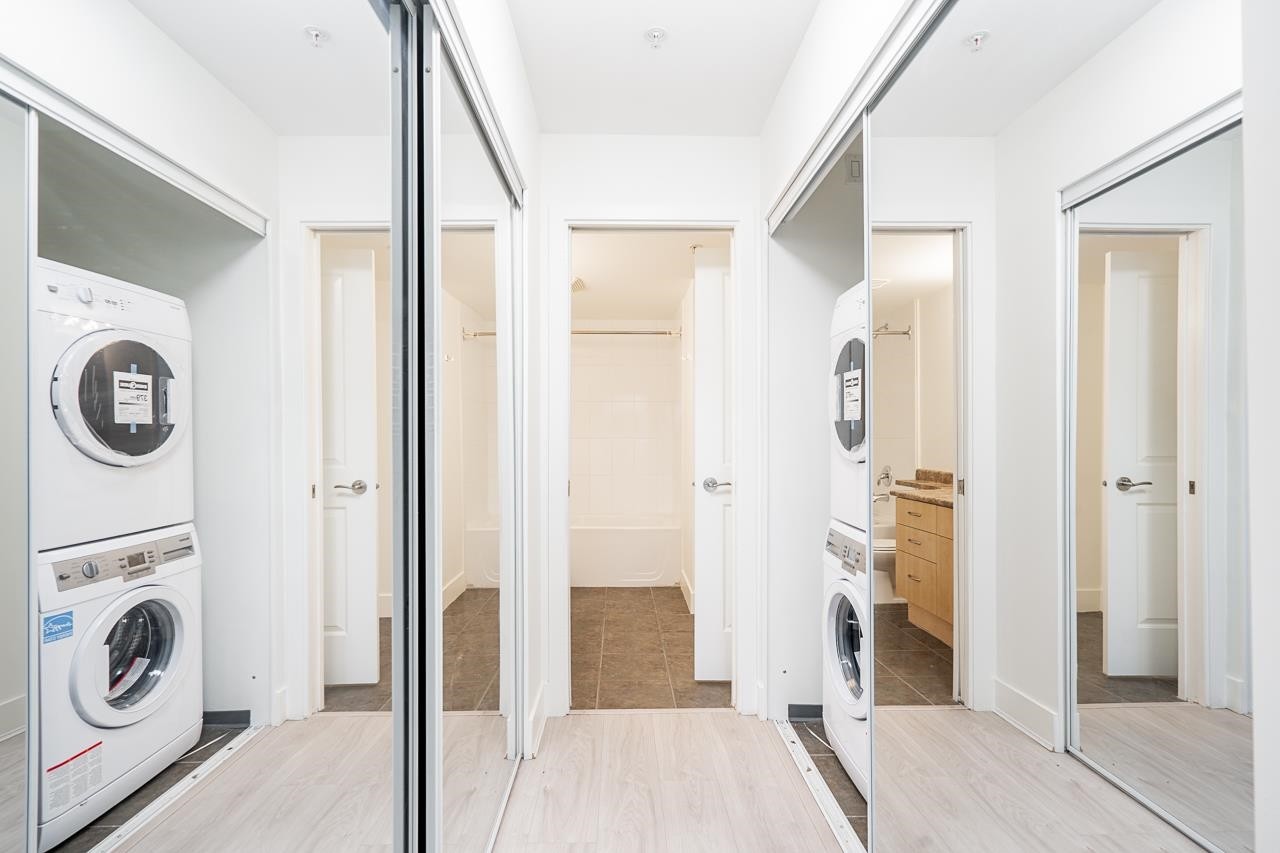 303-3423 Hastings Street E, Vancouver, BC