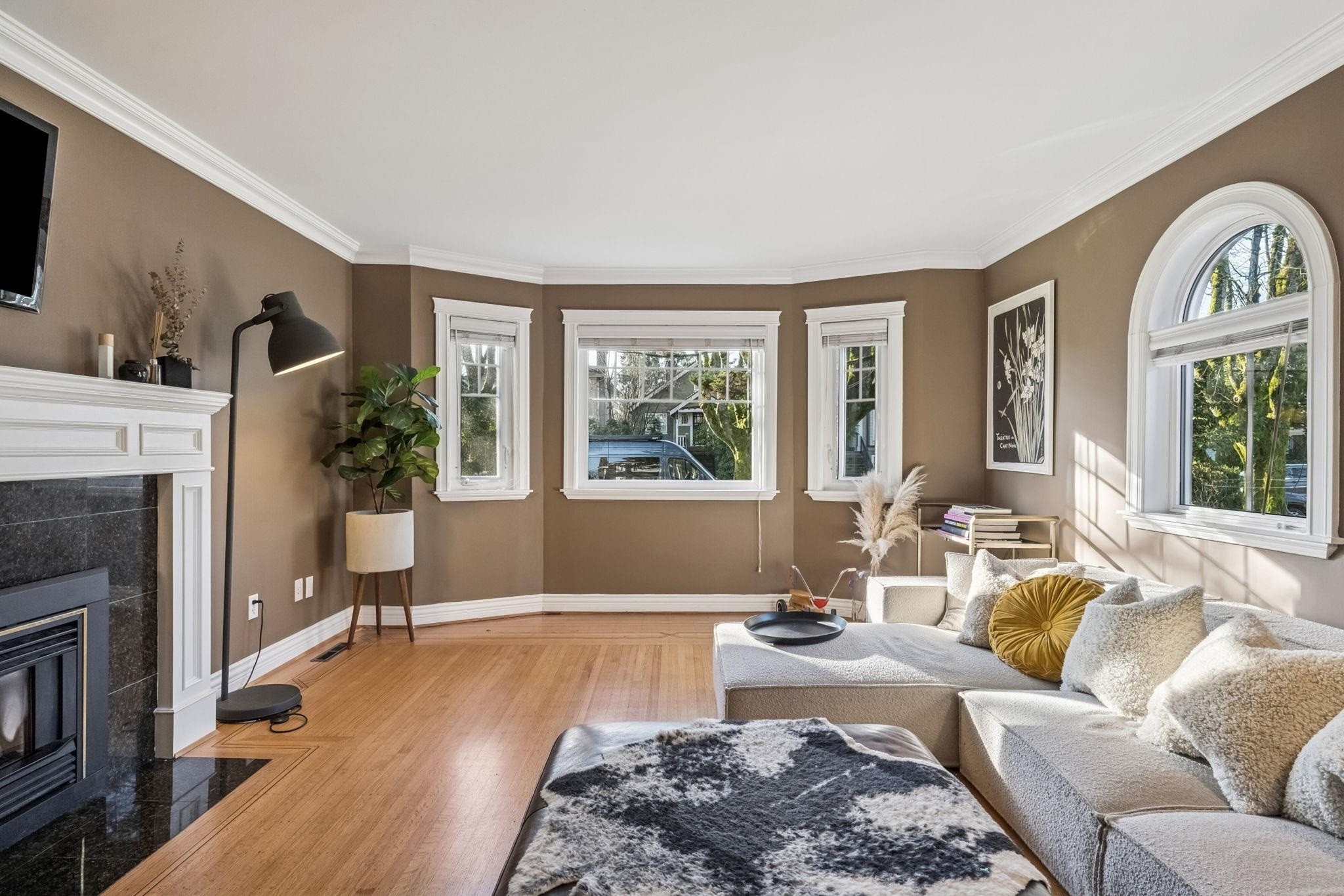 2819 13Th Avenue W, Vancouver, BC