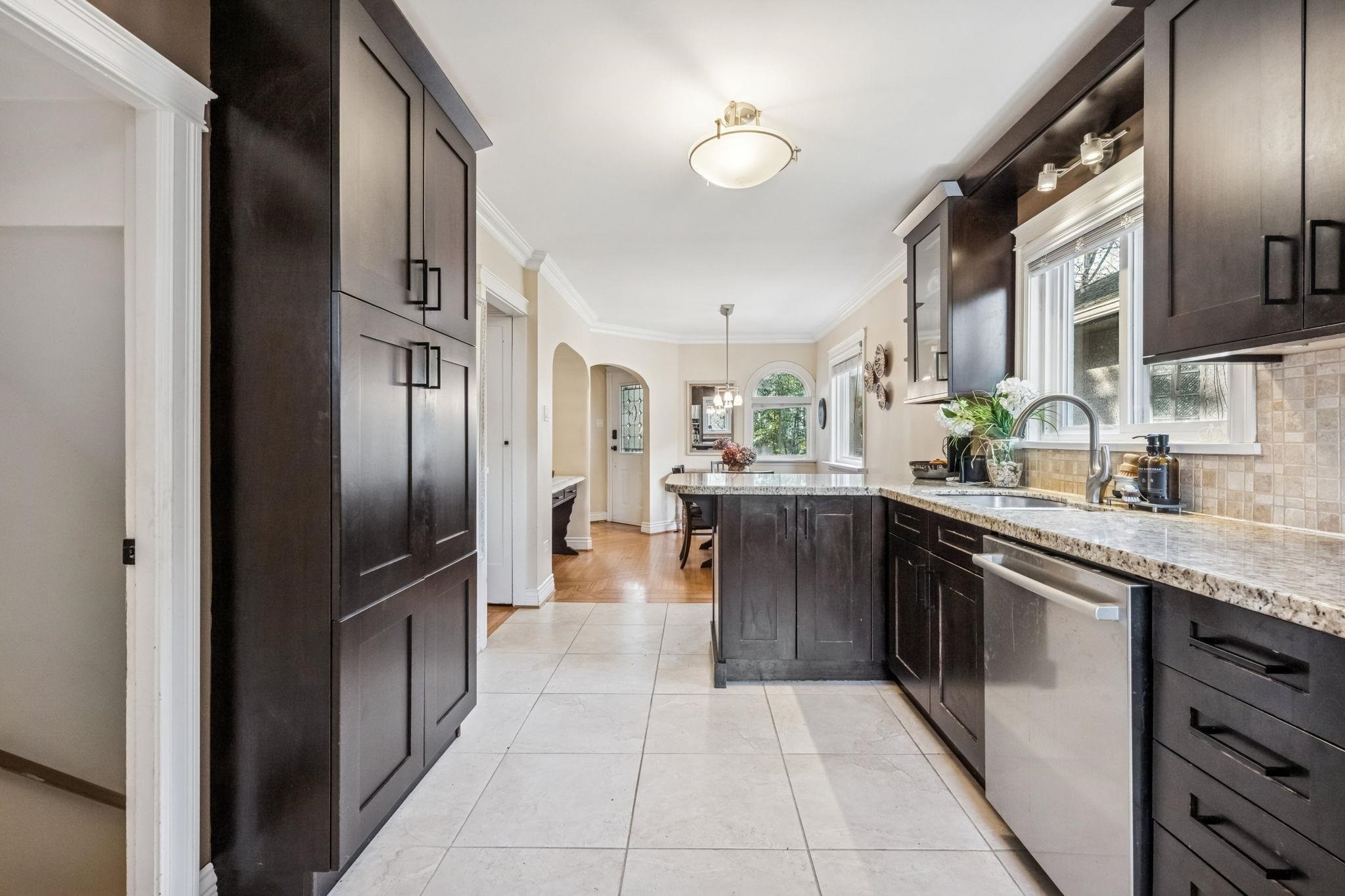 2819 13Th Avenue W, Vancouver, BC