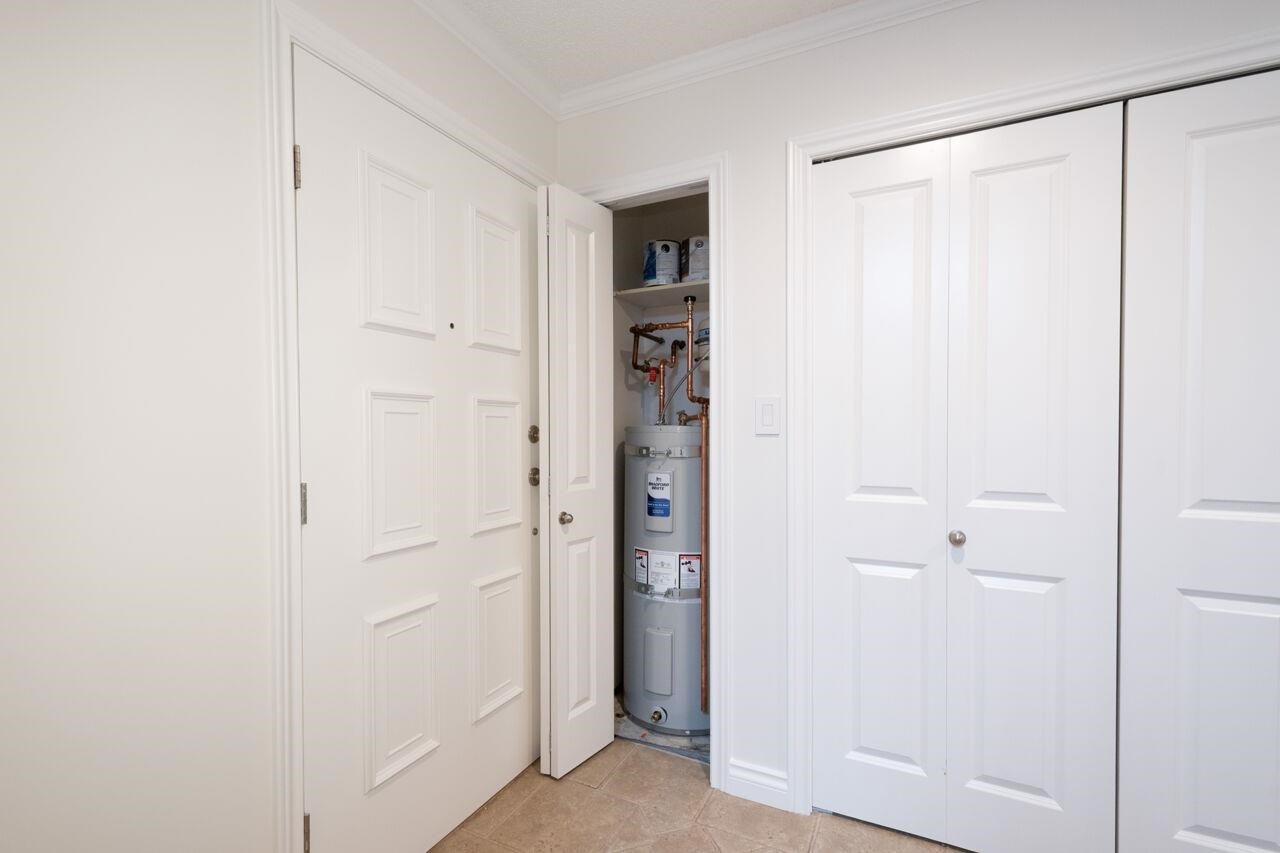 207-333 Wethersfield Drive, Vancouver, BC