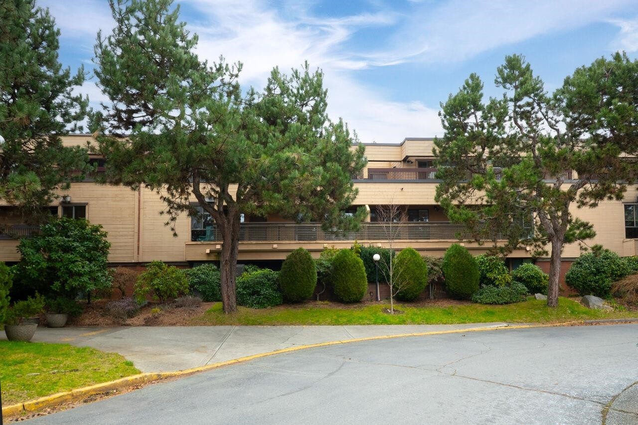 207-333 Wethersfield Drive, Vancouver, BC