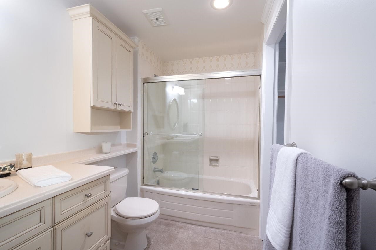 207-333 Wethersfield Drive, Vancouver, BC