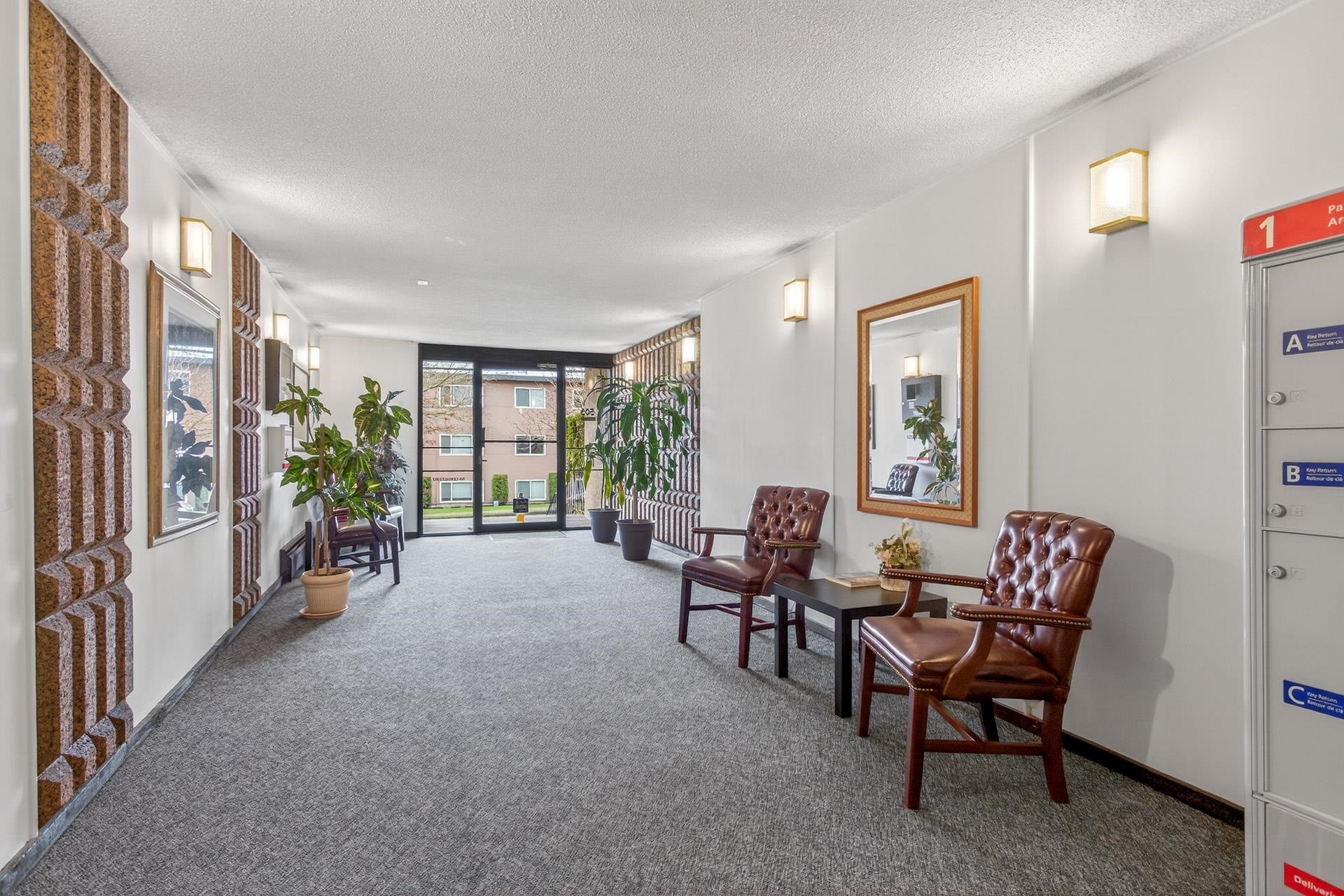 208-505 Ninth Street, New Westminster, BC