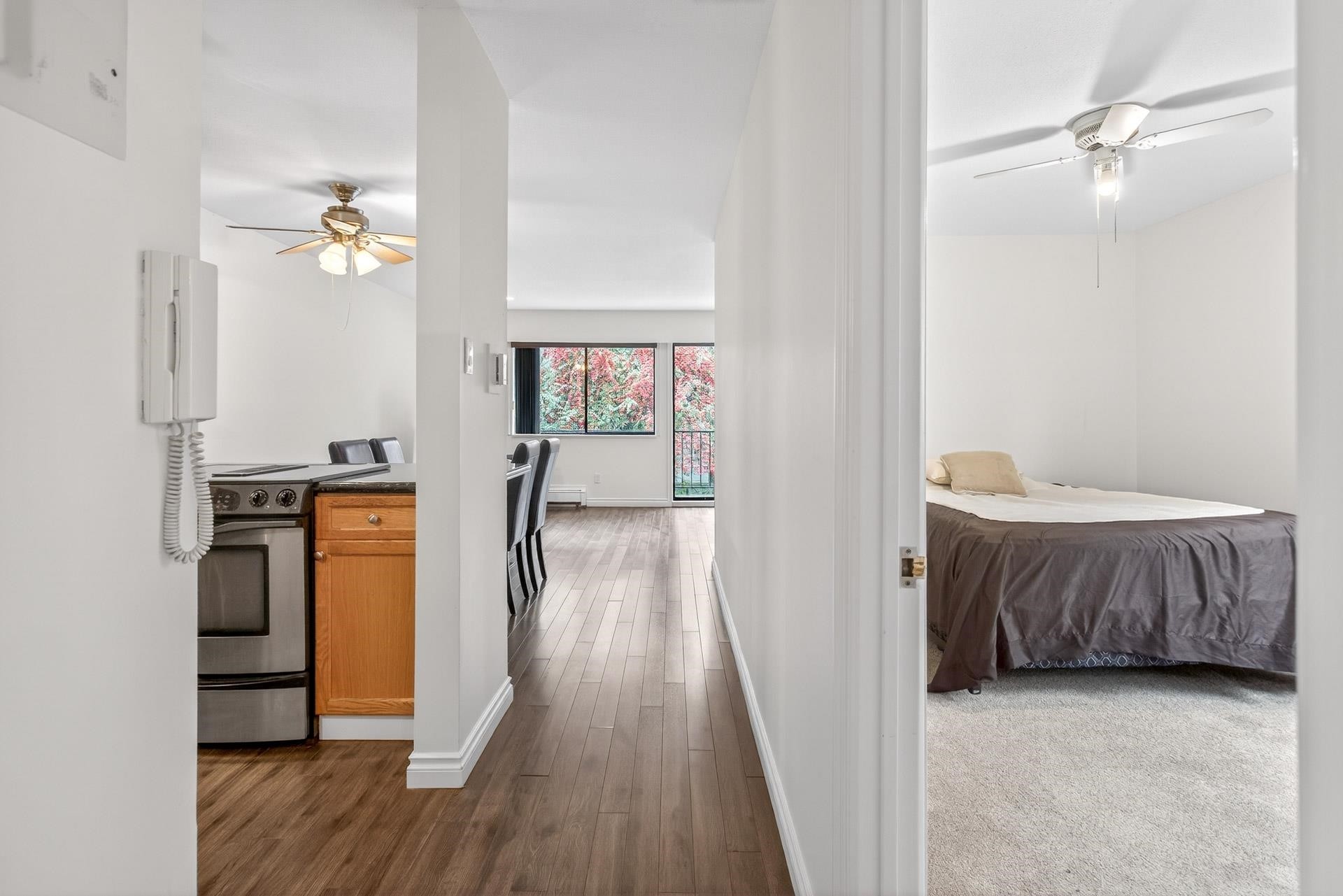 208-505 Ninth Street, New Westminster, BC