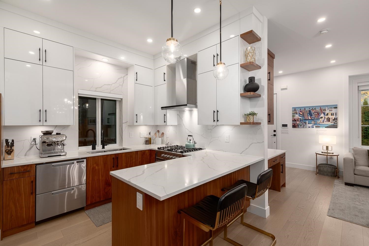 959 13Th Avenue E, Vancouver, BC