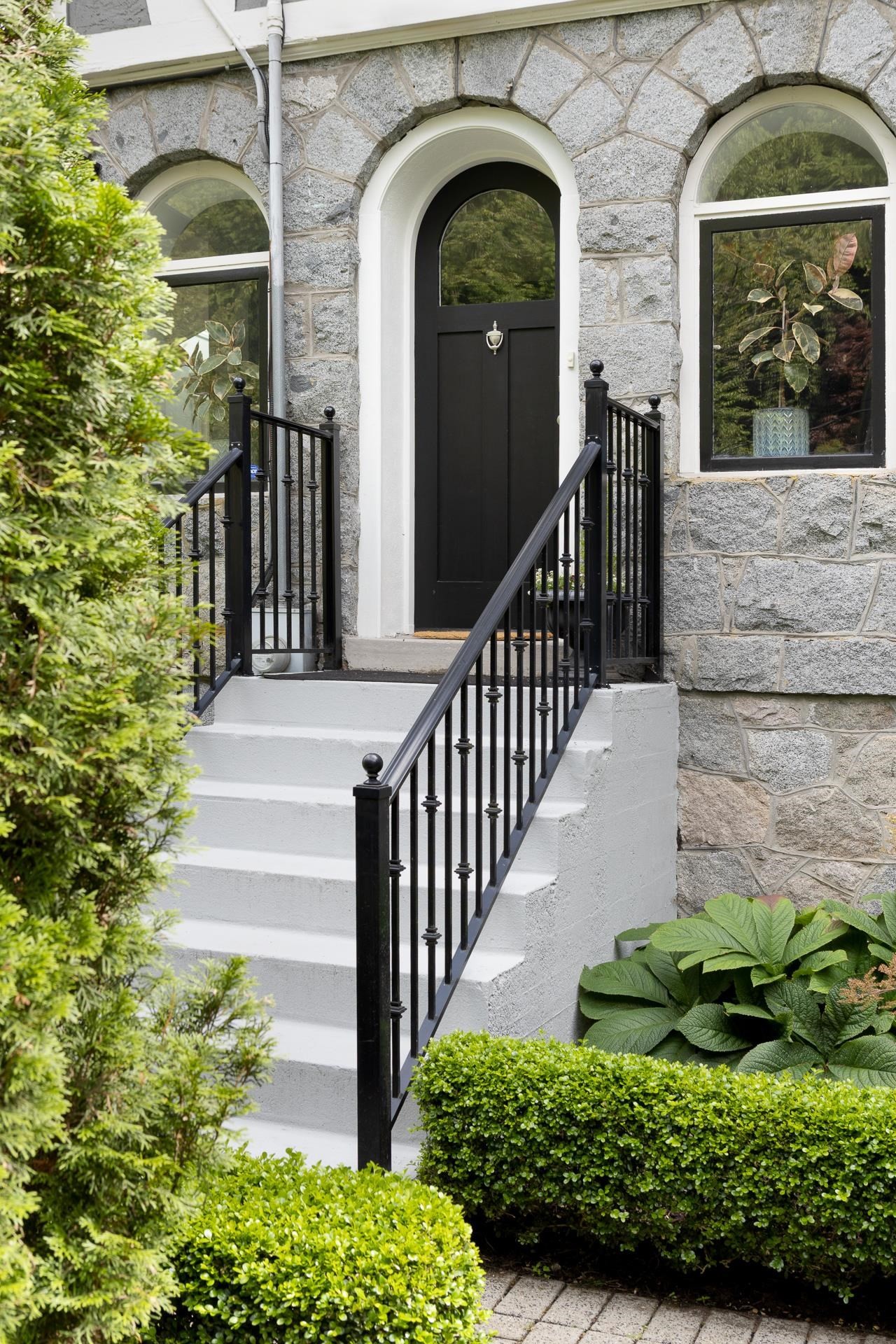 3545 Dowsley Court, North Vancouver, BC