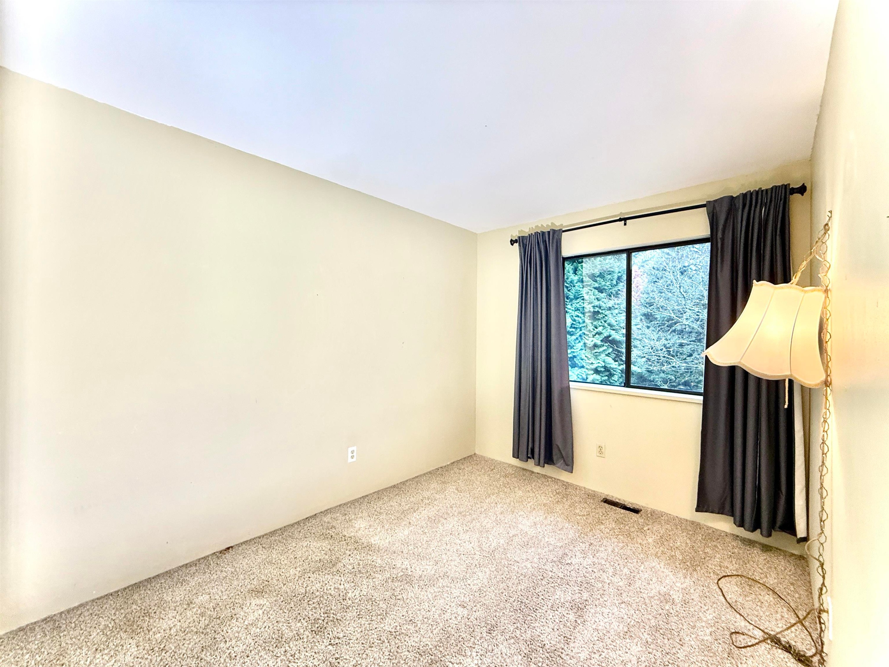 111-2915 Norman Avenue, Coquitlam, BC