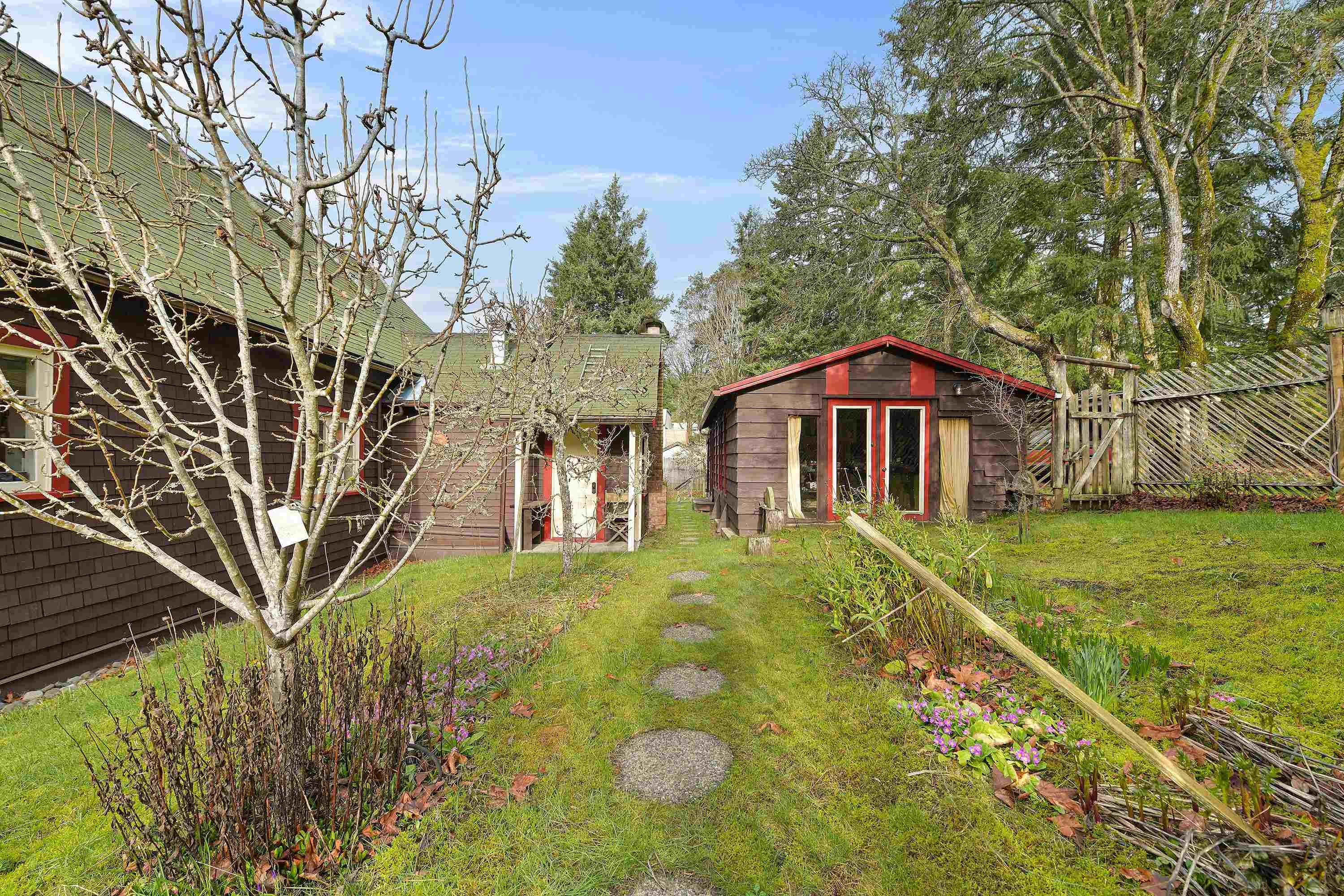 417 Sunset Place, Mayne Island, BC