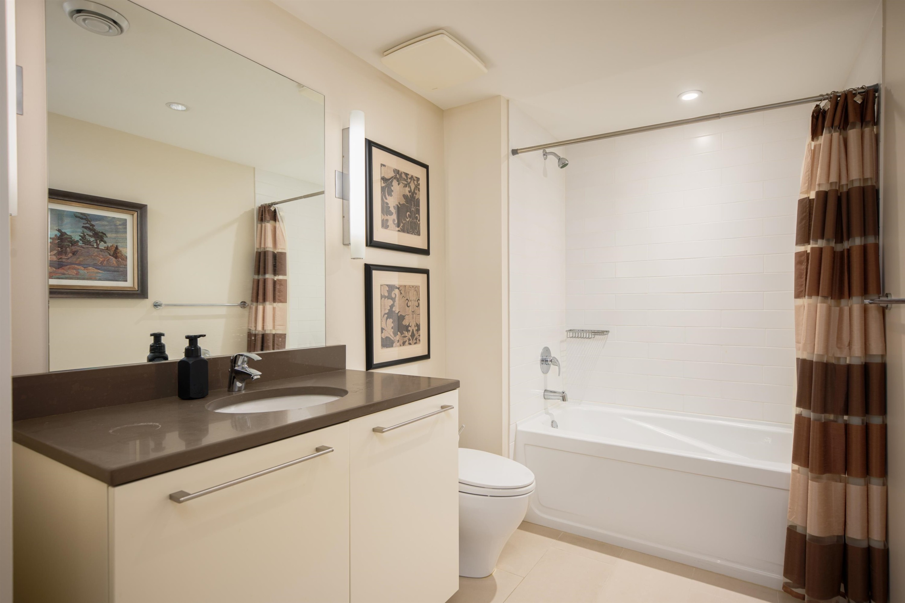 6467 Larch Street, Vancouver, BC