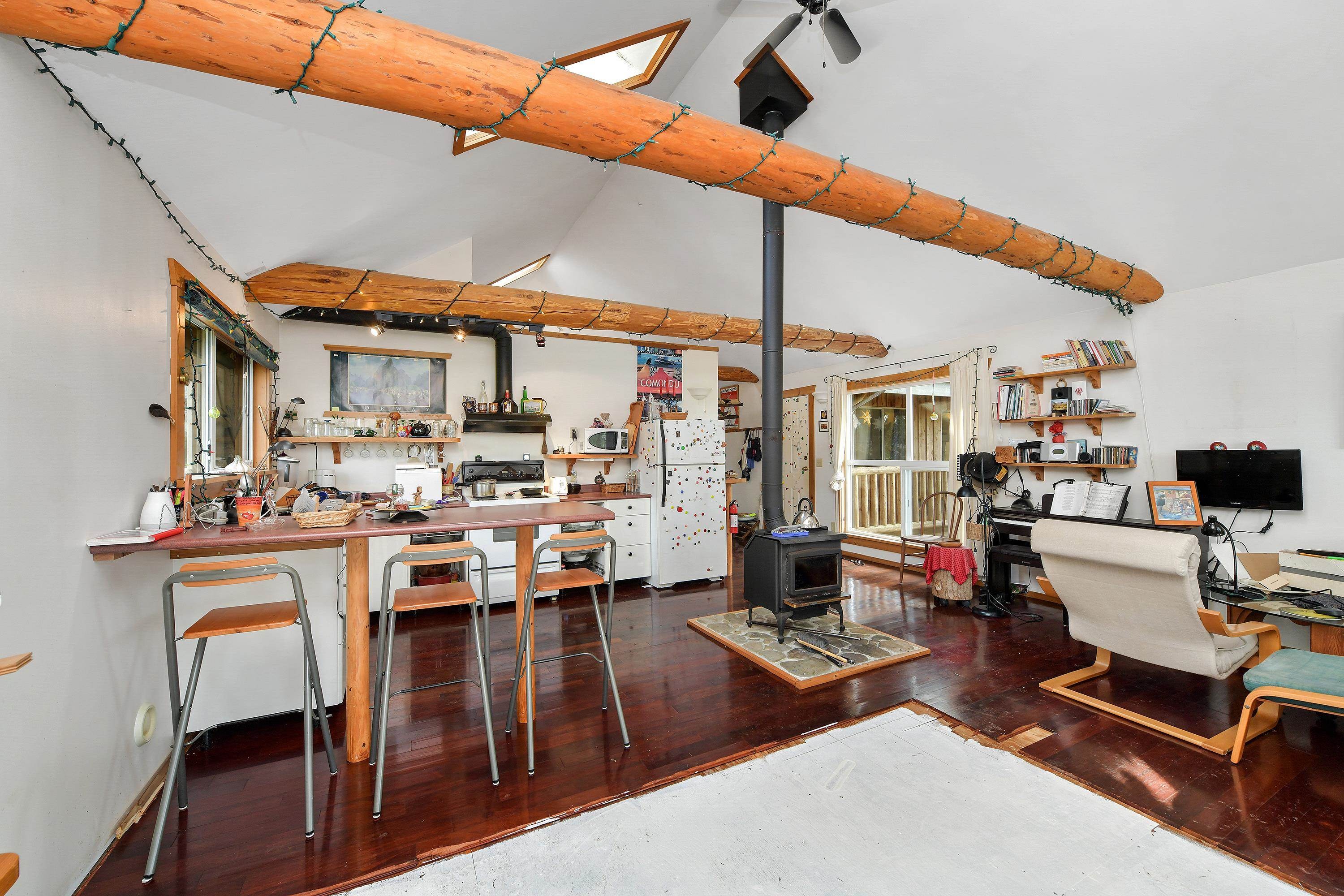 421 Sunset Place, Mayne Island, BC