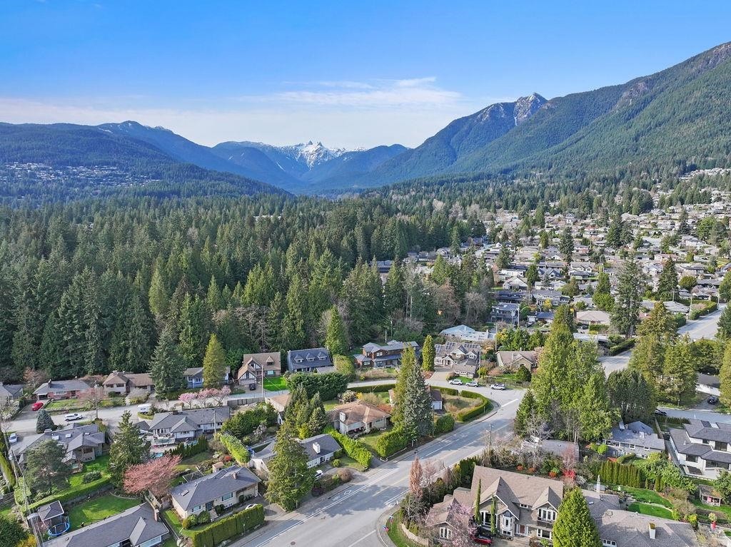 3955 Highland Boulevard, North Vancouver, BC