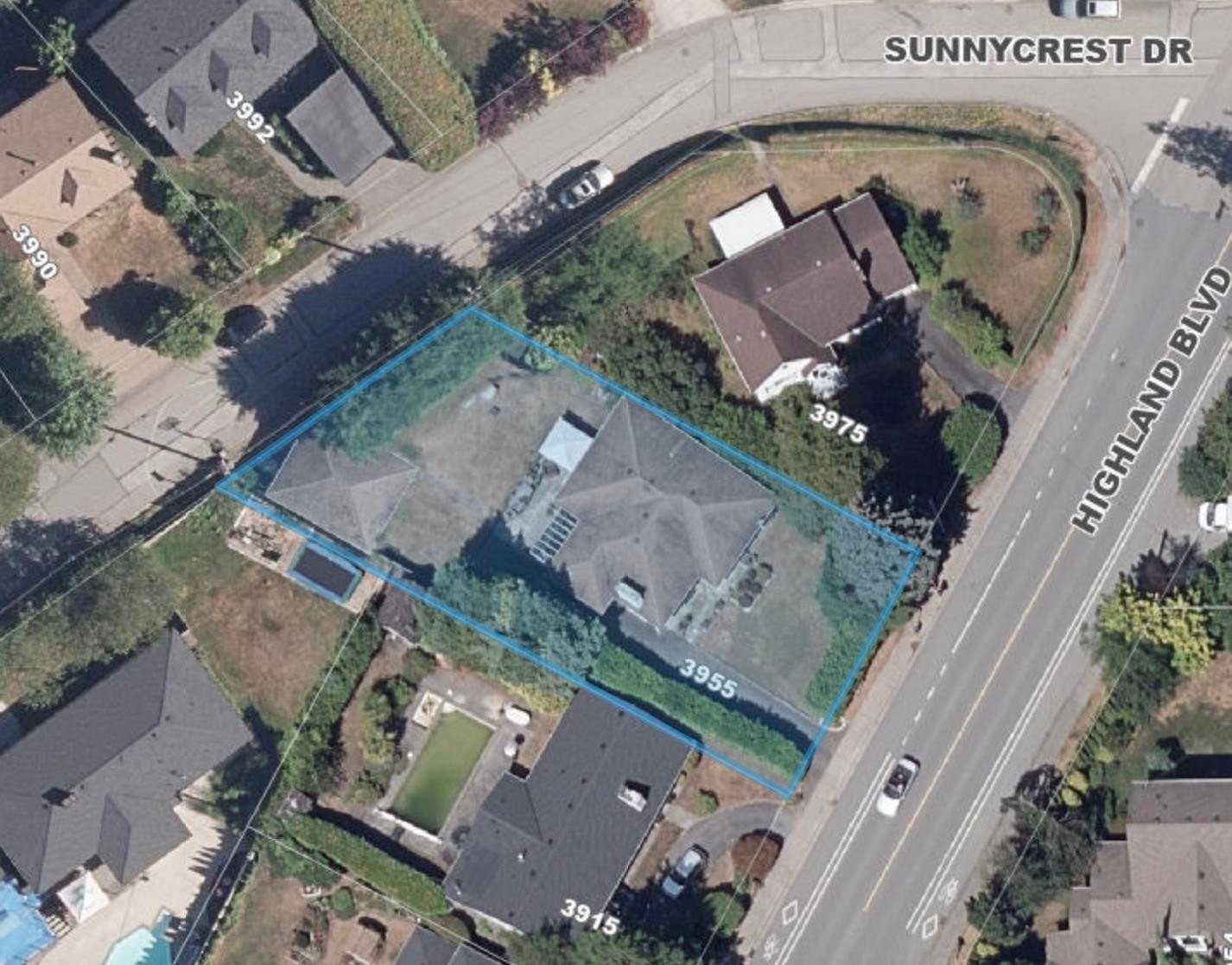 3955 Highland Boulevard, North Vancouver, BC