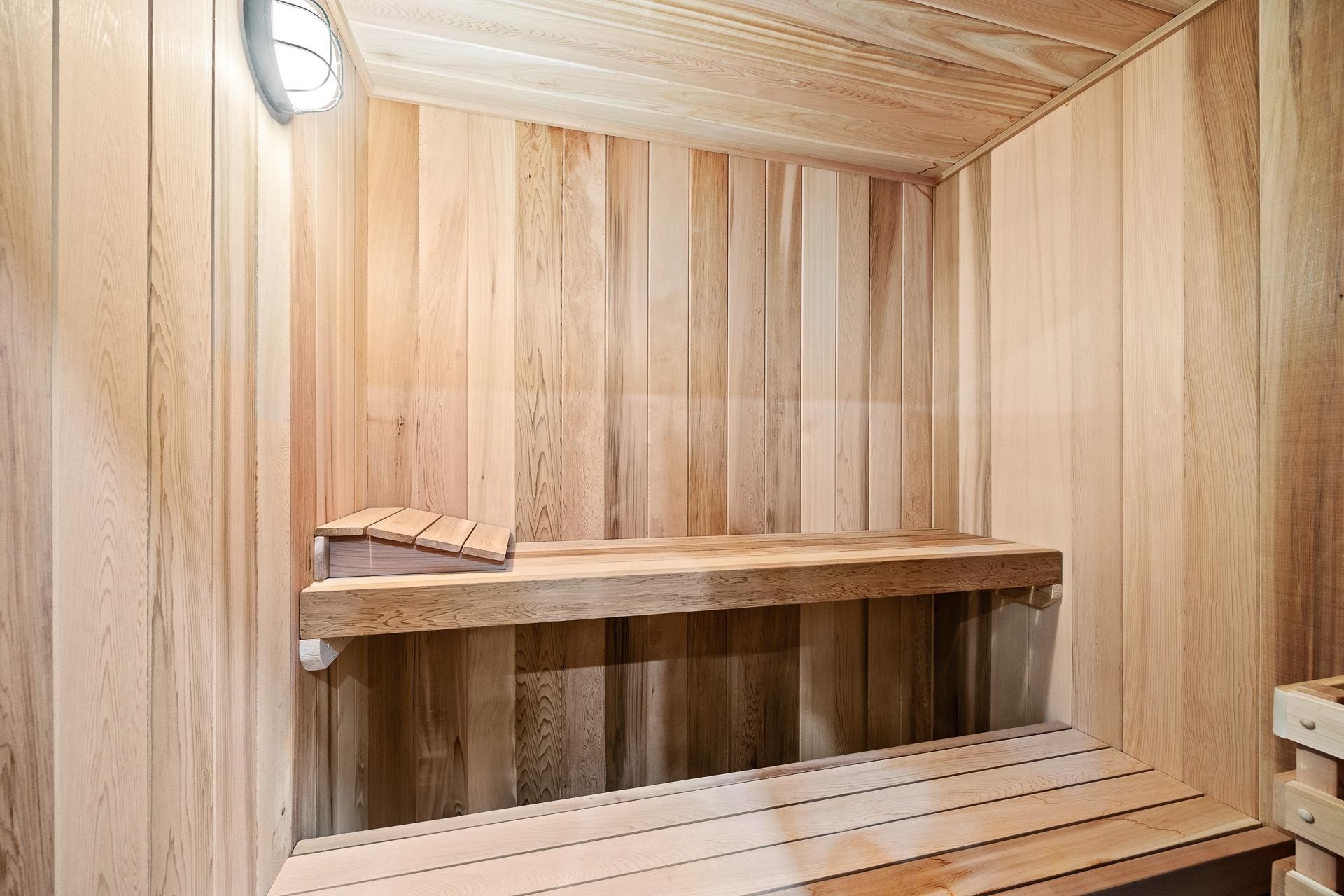 4042 34Th Avenue W, Vancouver, BC