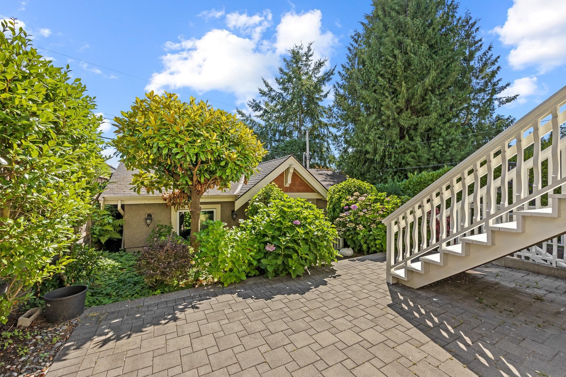 4042 34Th Avenue W, Vancouver, BC