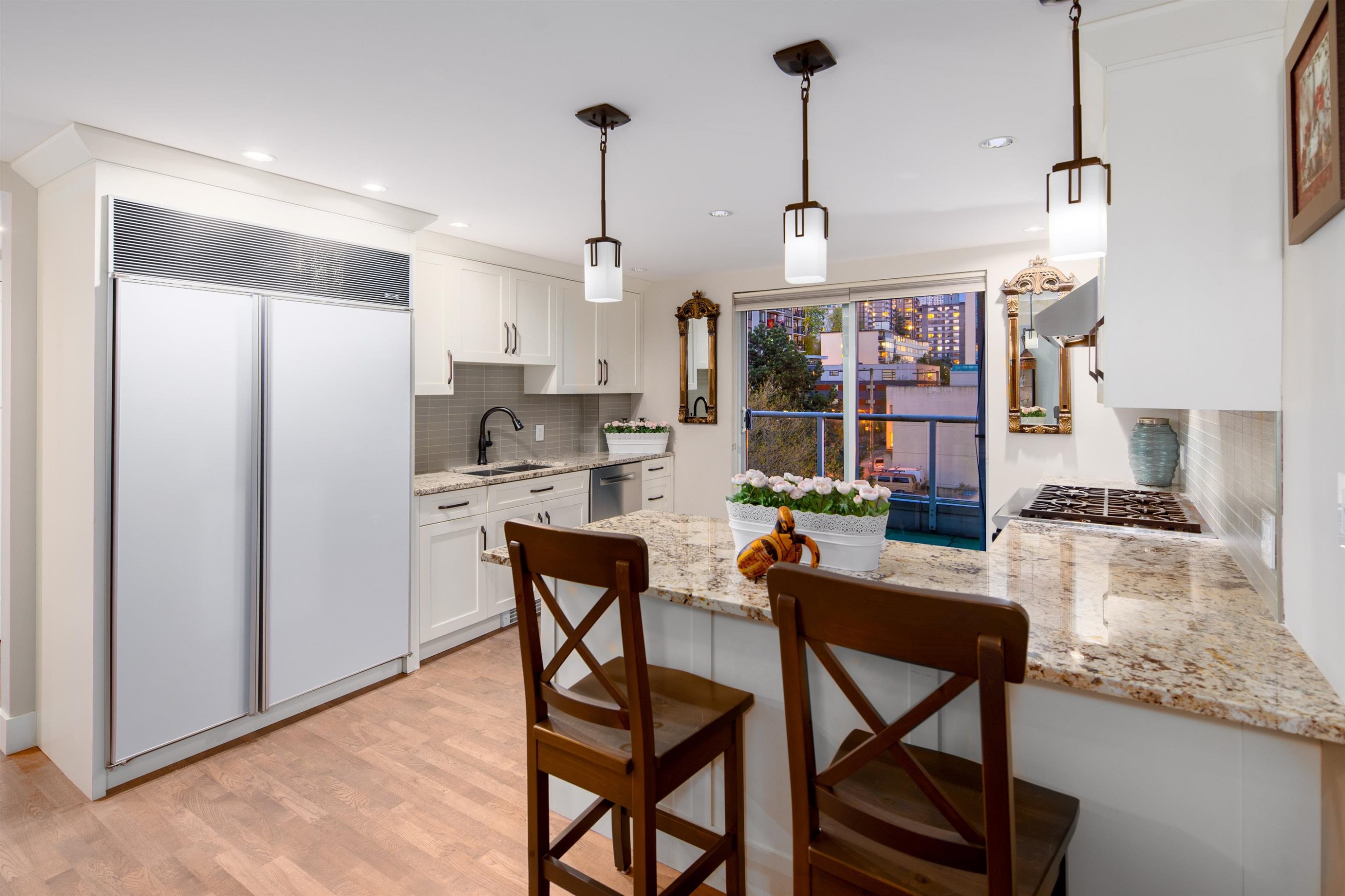 Ph-1403 Beach Avenue, Vancouver, BC