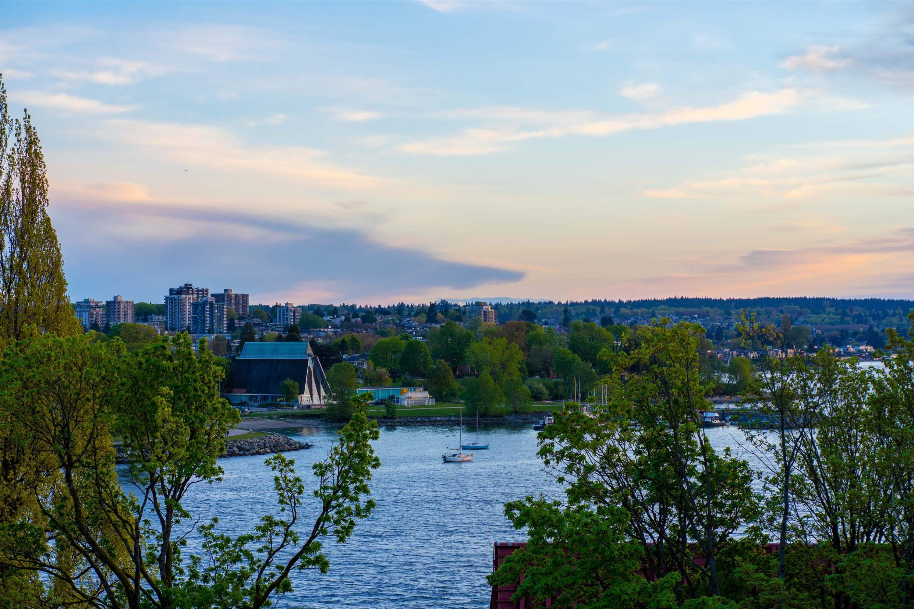 Ph-1403 Beach Avenue, Vancouver, BC