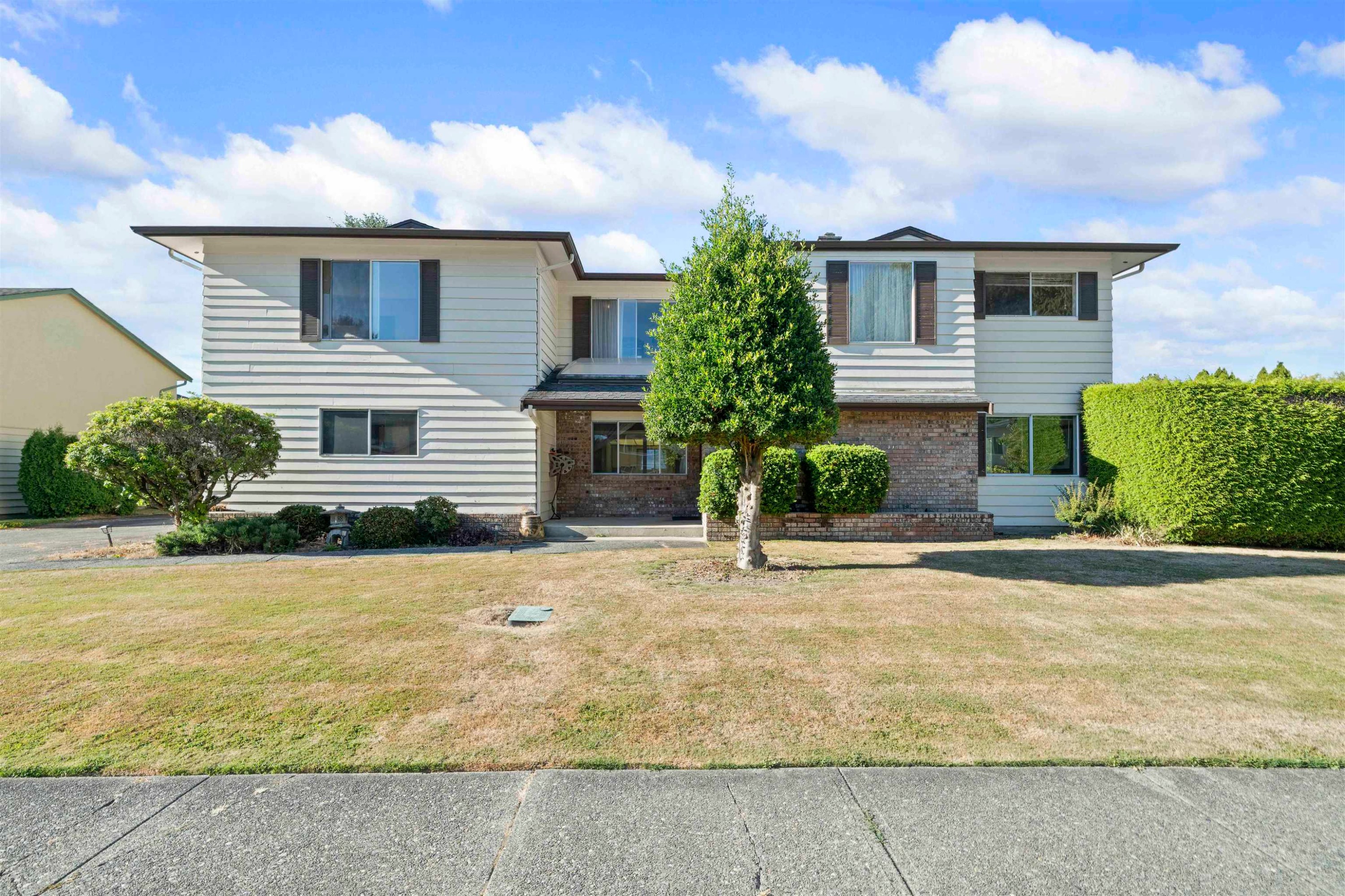 8431 Rosebank Crescent, Richmond, BC