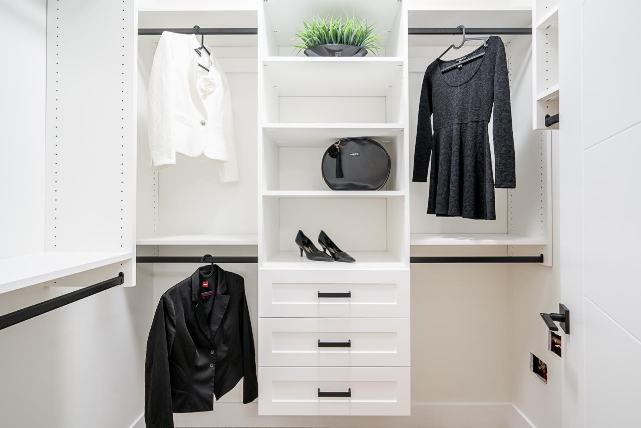 1941 Prairie Avenue, Port Coquitlam, BC