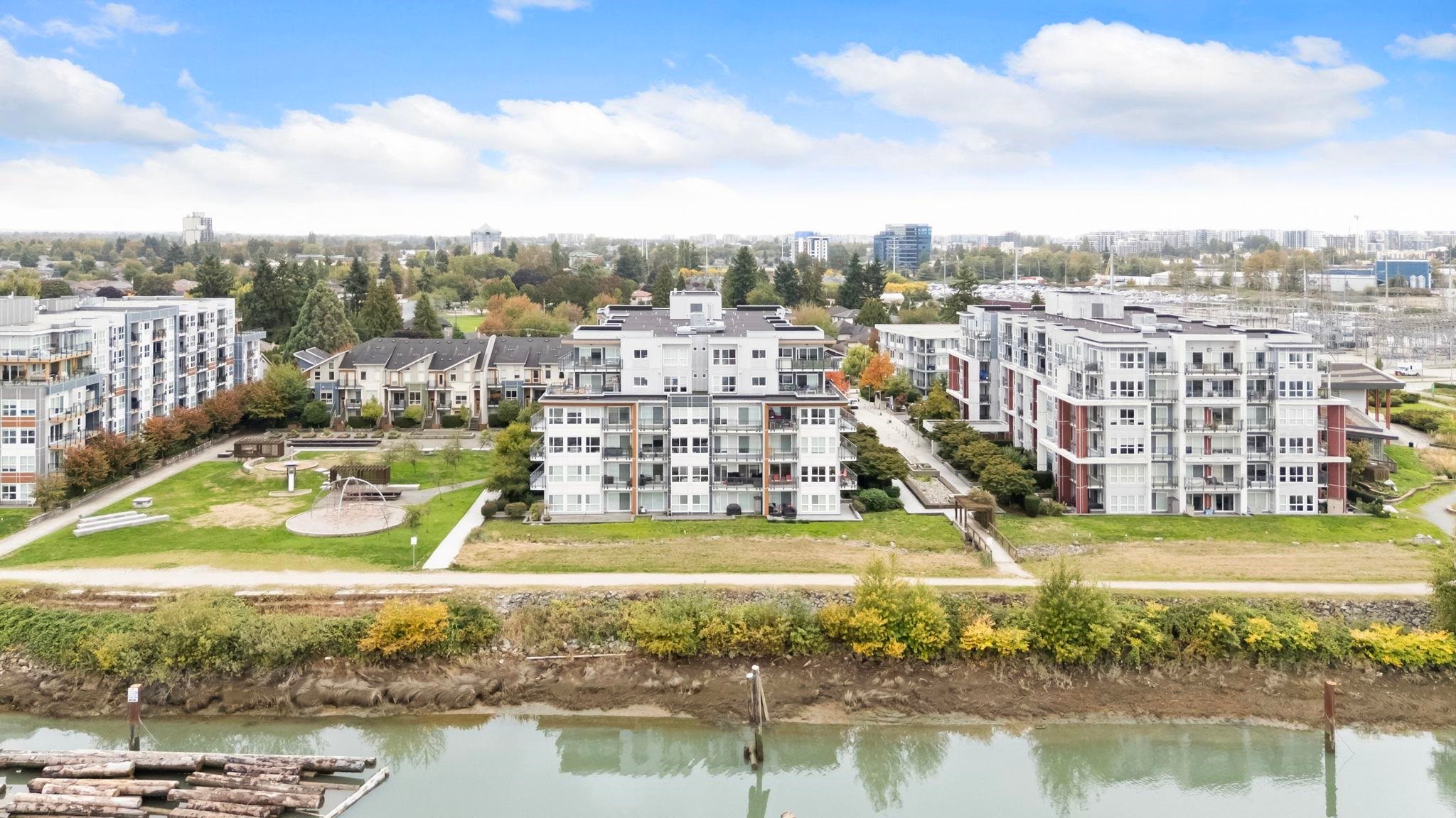 313-10155 River Drive, Richmond, BC