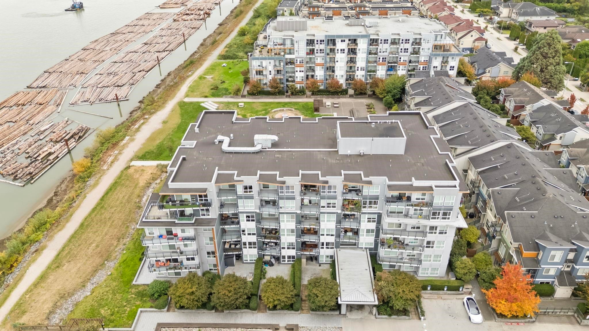 313-10155 River Drive, Richmond, BC