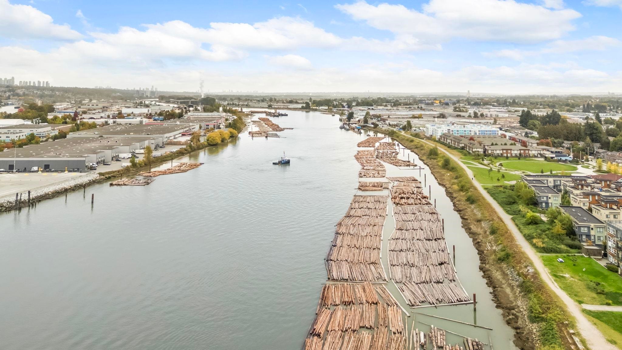 313-10155 River Drive, Richmond, BC